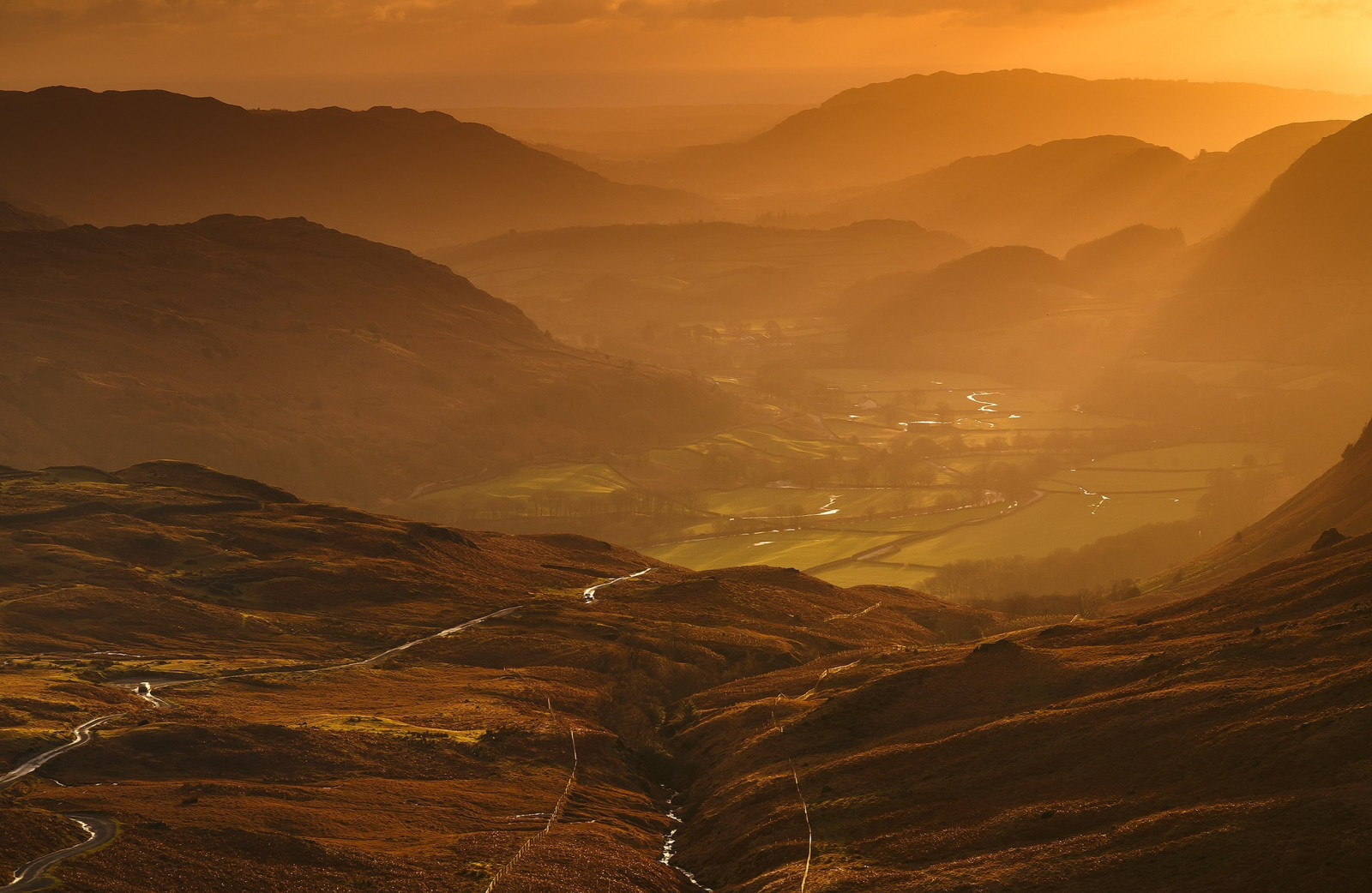 แสงแดด, แนวนอน, ภูเขา, พระอาทิตย์ตก, เนินเขา, ธรรมชาติ, พระอาทิตย์ขึ้น, หมู่บ้าน, ตอนเย็น, เช้า, ทะเลทราย, ขอบฟ้า, หุบเขา, ถิ่นทุรกันดาร, พลบค่ำ, ที่ราบสูง, เมฆ, ภูเขา, รุ่งอรุณ, ที่ราบ, ทะเลสาบ, สภาพแวดล้อมทางธรรมชาติ, ปรากฏการณ์บรรยากาศ, ลักษณะภูมิประเทศที่เป็นภูเขา, ภูมิประเทศ, คุณลักษณะทางภูมิศาสตร์, เทือกเขา, วดี, รูปแบบของดาวหาง, 2048x1335 px