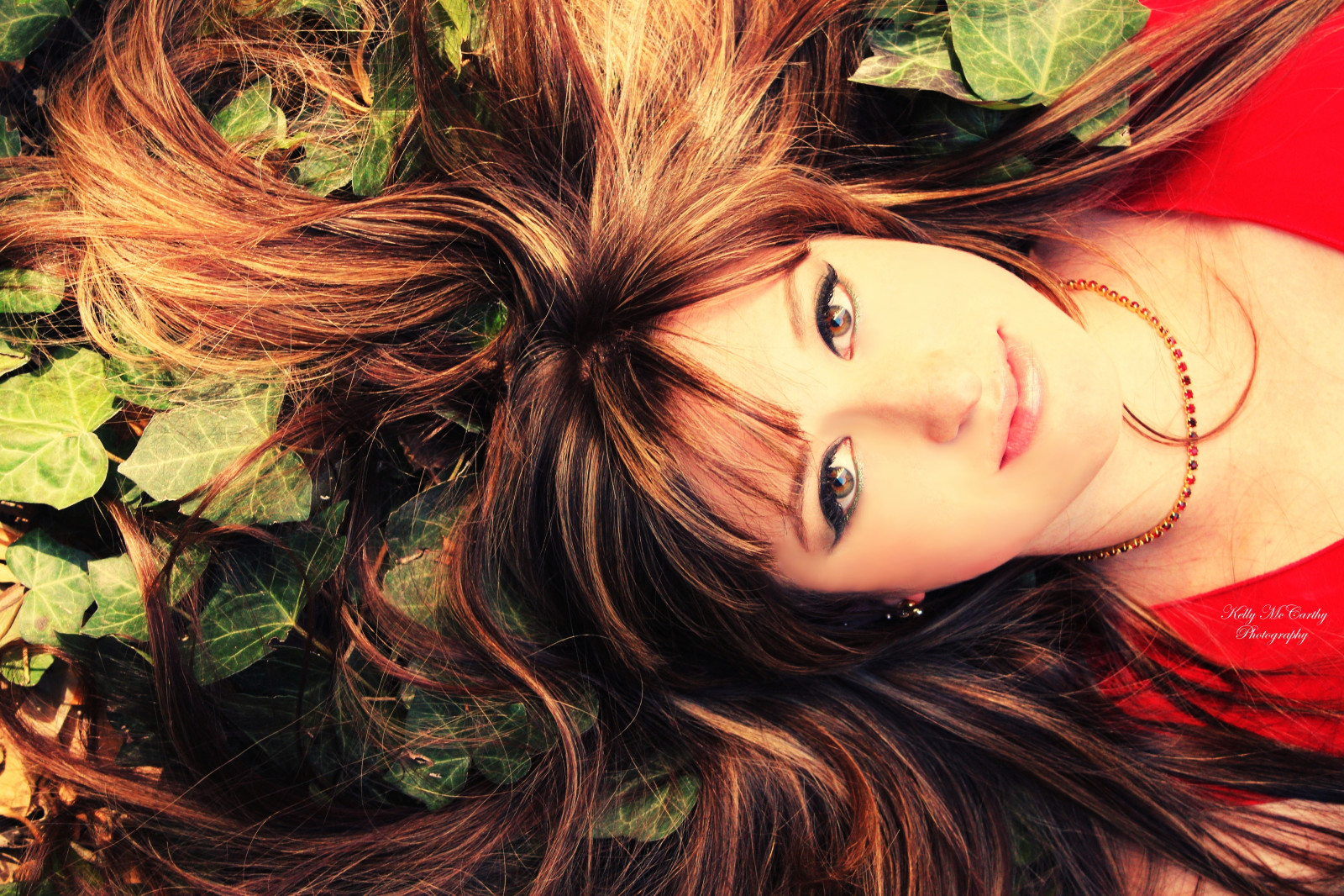 tvář, model, portrét, dlouhé vlasy, anime, bruneta, Červené, venku, makeup, detailní, náhrdelník, černé vlasy, móda, vlasy, hlava, břečťan, barva, Krásná, dívka, krása, oko, žena, dáma, flickrunitedaward, hnědé oči, blond, účes, focení, hnědé vlasy, člověk barva vlasů, barvení vlasů, zrzavé vlasy, orgán, mybrowneyedgirl, poisonivy, catchycolorsred, catcycolorsgreen