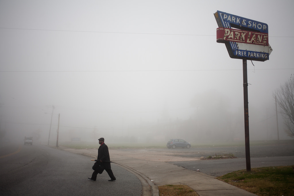 park, ulice, ráno, podzim, Spojené státy americké, muž, Černá, sLR, podzim, podepsat, mlha, digitální, Amerika, objektiv, brzy, nás, Reflex, md, přechod, sjednocený, parkoviště, Severní, mlhavý, Patrik, Maryland, Baltimore, singl, pruh, 40, stavy, dSLR, klání, oblečený, estados, Unidos, canoneos5d, originalphotography, Parkshop, patrickjoust, canonef40mmf28stm, photographersontumblr