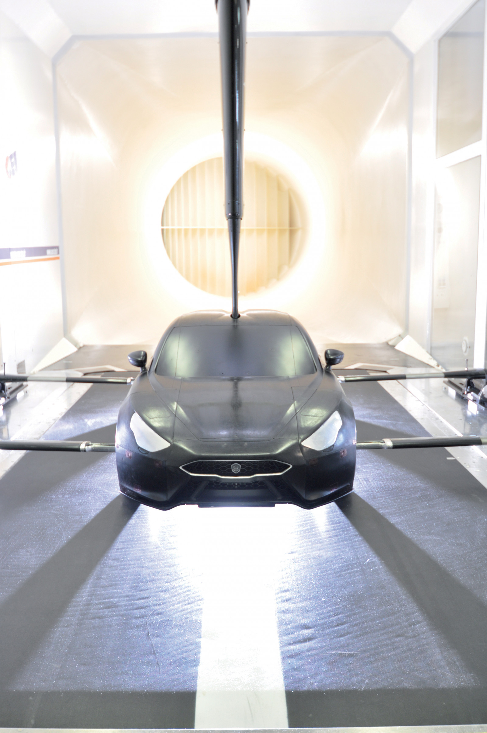 pokoj, místnost, sklenka, Vzhled interiéru, 2012, netcarshow, netcar, obrázky vozidel, photo auto, Exagon, kradmý EGT, osvětlení, design, patro, podlaha, dno, strop, nábytek, podlaha