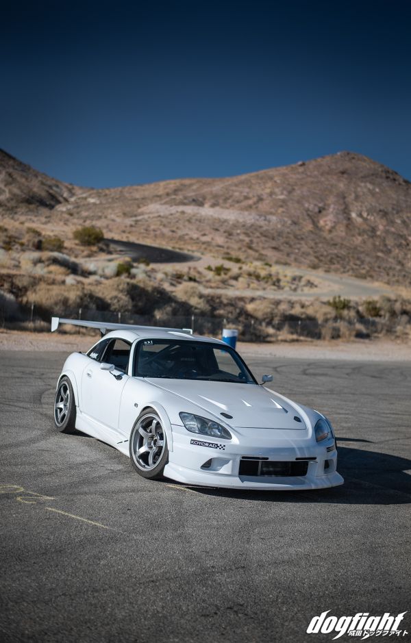 white cars,car,vehicle,Japanese cars,honda s2000,sports car