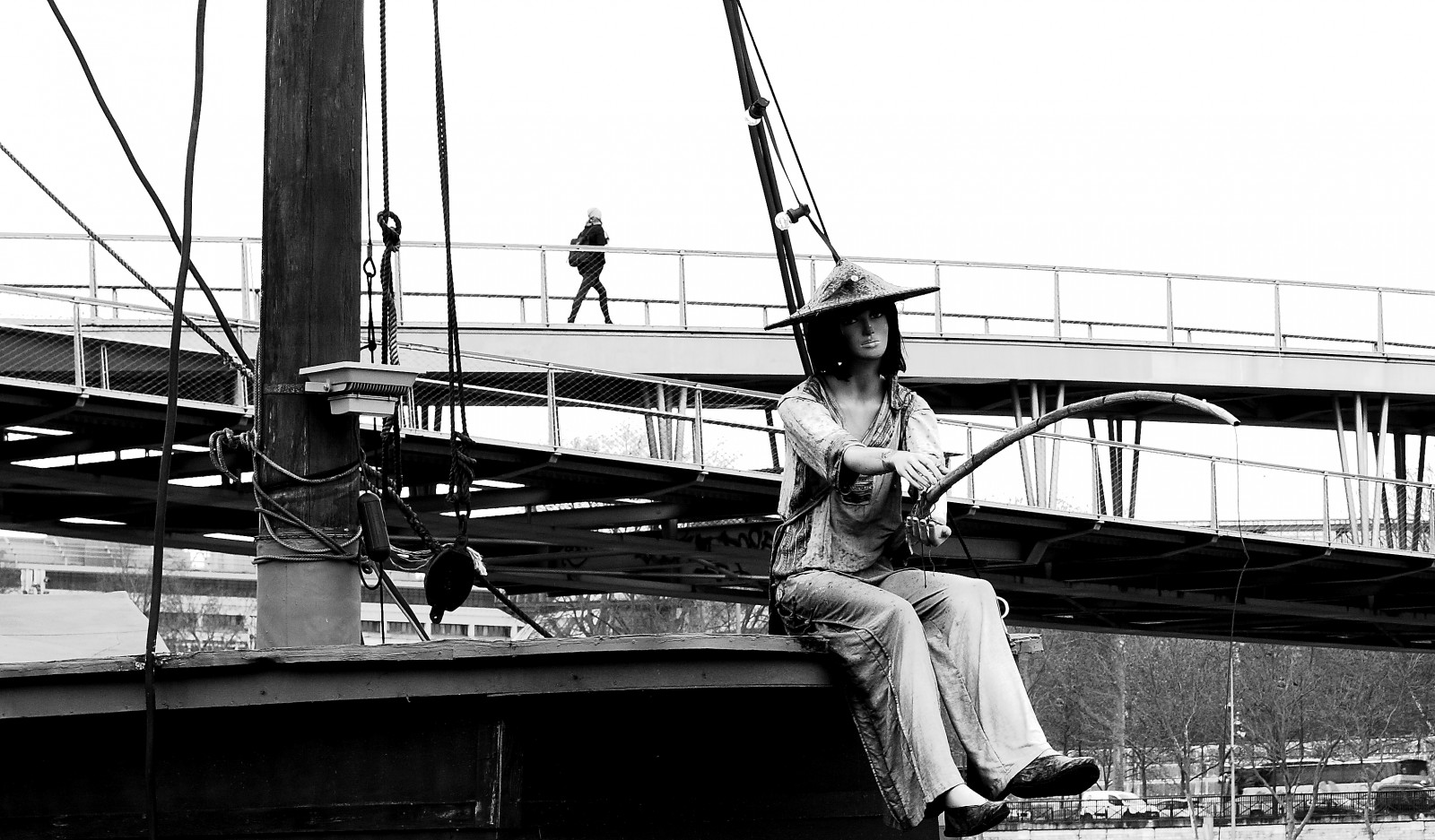 loď, plachetnice, černobílý, voda, nebe, vozidlo, fotografování, doprava, rybolov, Seine, Street View, noiretblanc, blackandwithe, photoderue, urbanarte, paris13, photopascalcolin, Černý a bílý, monochromatické fotografování, peche