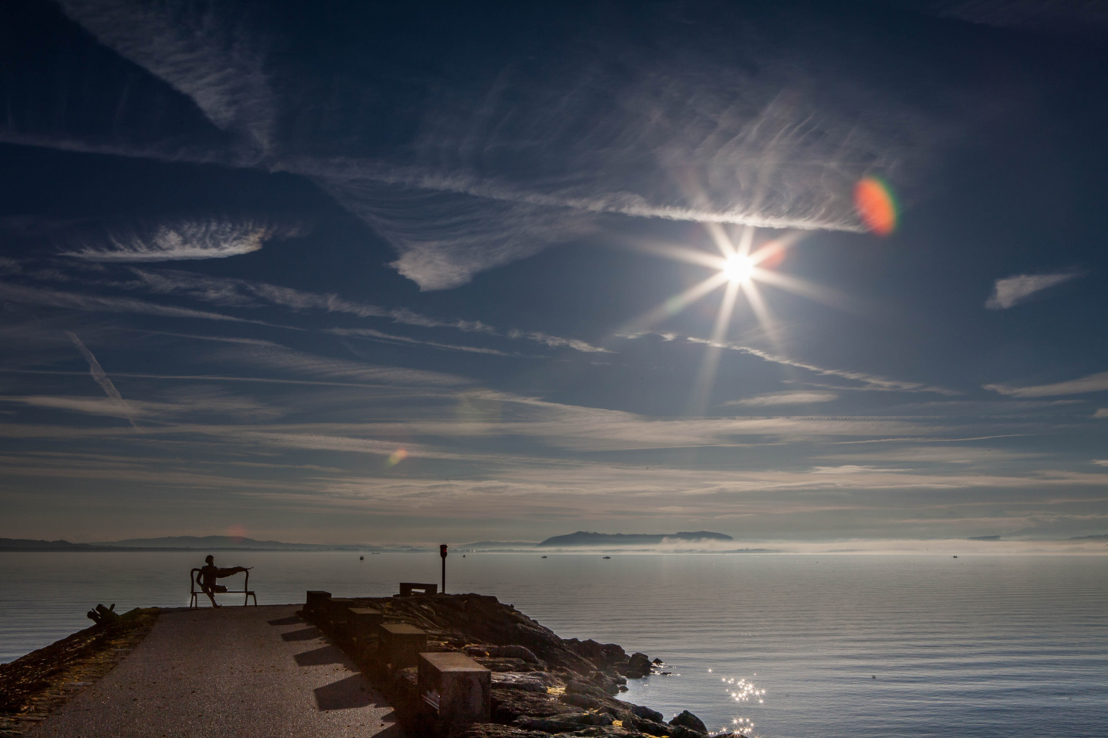 nebe, moře, horizont, mrak, voda, atmosféra, svítání, uklidnit, západ slunce, Atmosféra Země, jev, ráno, oceán, večer, pobřeží, svítání, slunečnímu záření, soumrak, slunce, odraz, pobřeží, meteorologický jev, krajina, řeka