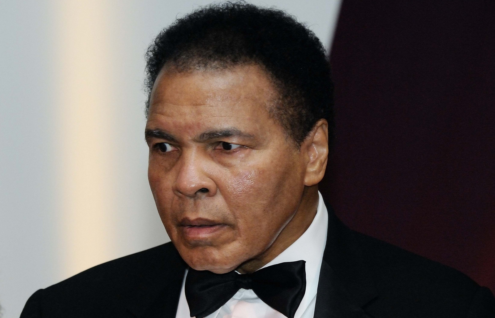 tvář, motýl, bunda, Osoba, Muhammad Ali, mluvčí, boxer, účes, oficiální, profese, mluvený projev