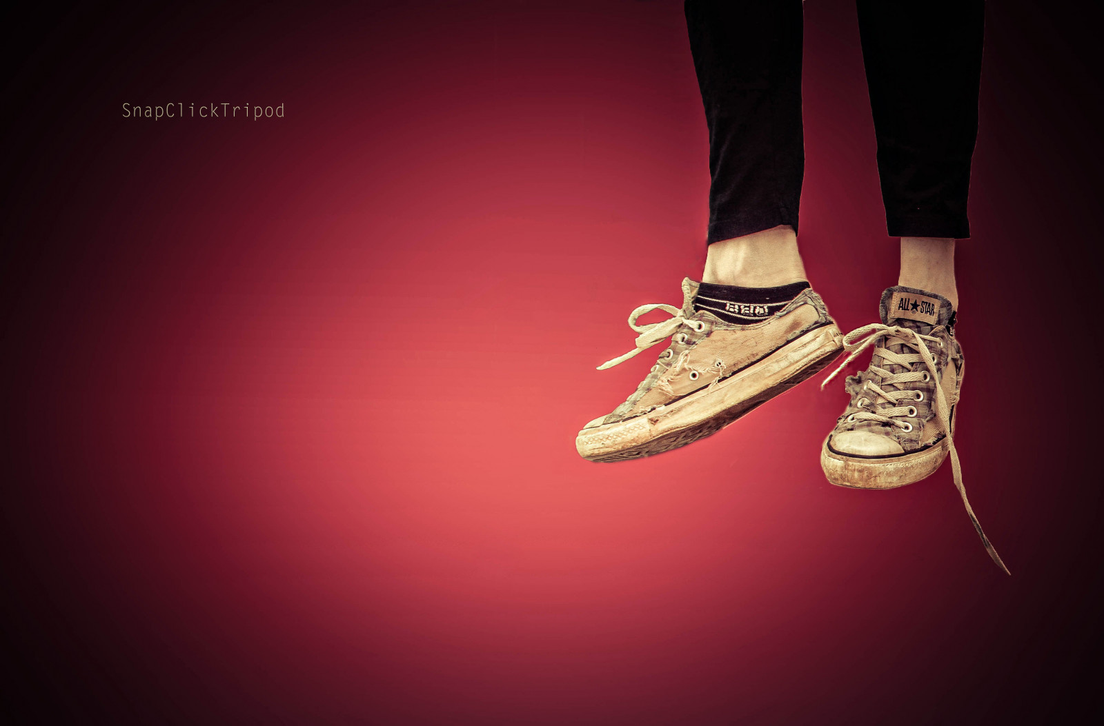 fotografování, tenisky, Konverzovat, Všechny hvězdy, tma, střevíc, obuv, 3652013, 365the2013edition, viset ve, day234, plíží, justhangingout, day234365, ichooseshoes, 22aug13