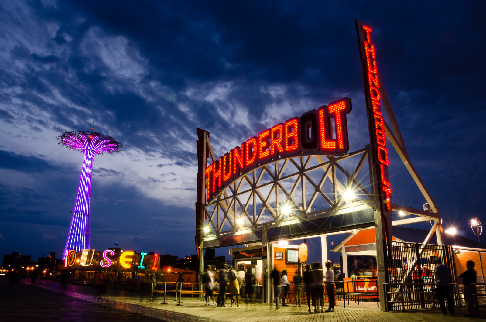 město, panoráma města, noc, nebe, park, fotografování, panoráma, večer, Ruské kolo, letní, Nikon, Spojené státy americké, soumrak, stadión, Blesk, struktura, Brooklyn, 2014, jezdit, osvětlené, D7000, newyork, srpen, dřevěný, zábavní park, nás, ny, nyc, dSLR, fotky, mezník, Spojené státy, New York City, vyjížďky, urban area, turistická atrakce, sportovní dějiště, rekreaci ve volné přírodě, zábavní park, zábavní jízda, nonbuilding struktura, Etsy, zábavní park, Coney Island, horská dráha, steelrollercoaster, atrakce, parachutejump, personalfavorites, citythatneversleeps, axeltaferner, ataferner