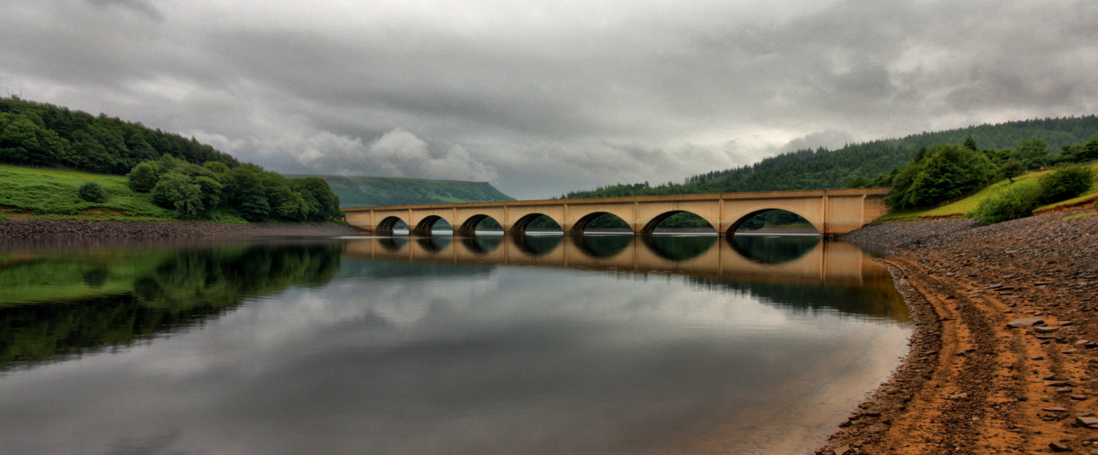 parco, UK, viaggio, ponte, Inghilterra, lago, riflessione, verde, Inglese, acqua, Canone, paesaggio, campagna, quartiere, derbyshire, unito, sigma, picco, Regno, serbatoio, colline, nazionale, puntellare, bordo, Britannico, vincere, d'acqua dolce, Ladybower, Bamford, 450d
