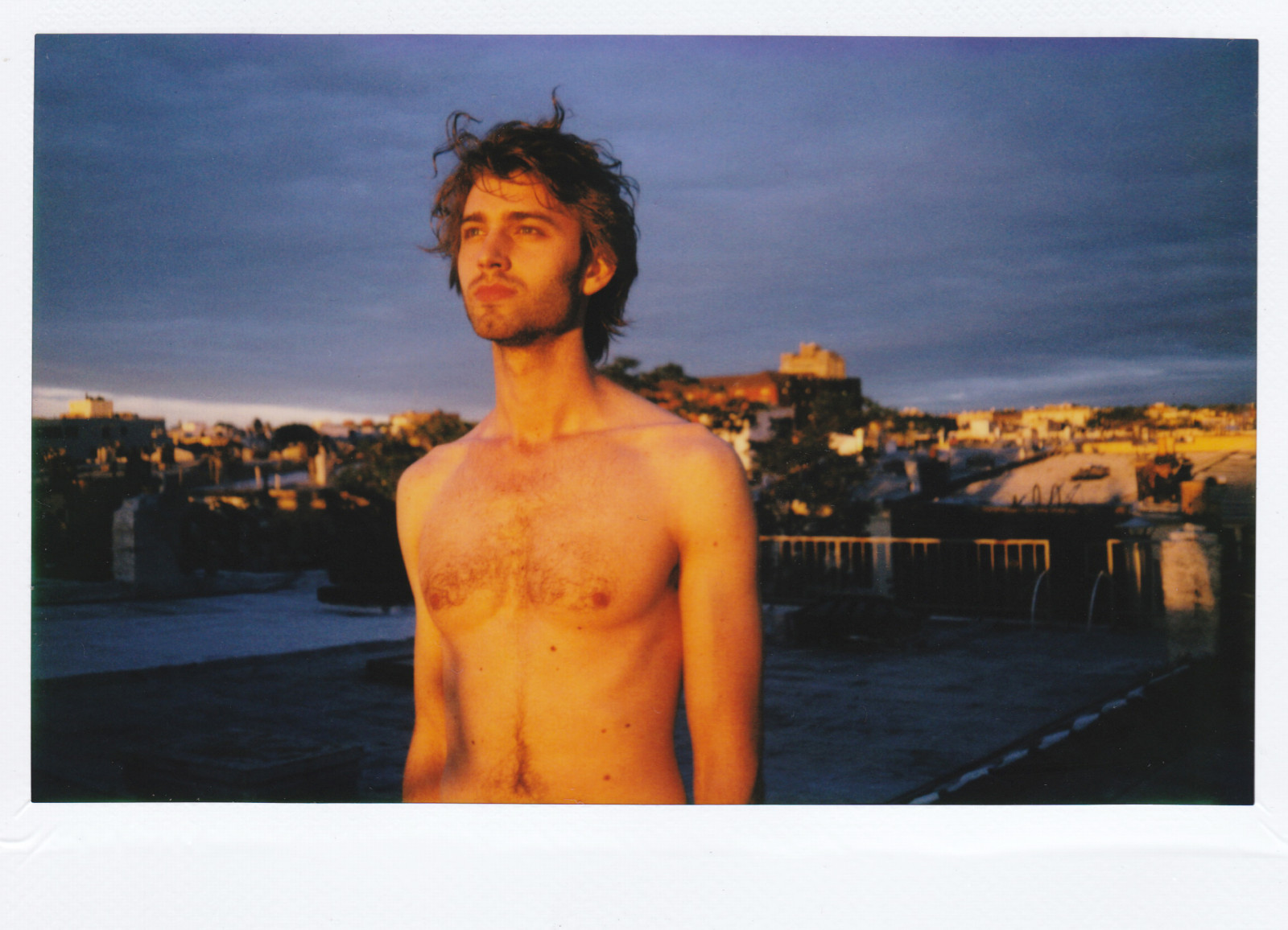 boy ню обои : Уличный, Nyc, Нью-Йорк, Крыша, Мальчик, закат солнца, портрет,  Белое, Ny, человек, цвет, мужской, люди, Парень, ИЗОБРАЗИТЕЛЬНОЕ ИСКУССТВО,  Красоту, Бруклин, молодежь, волосы, Голый, Полароид, Фудзи, Кожа, Ню,  Манхэттен, Моментальный снимок, Мигать,