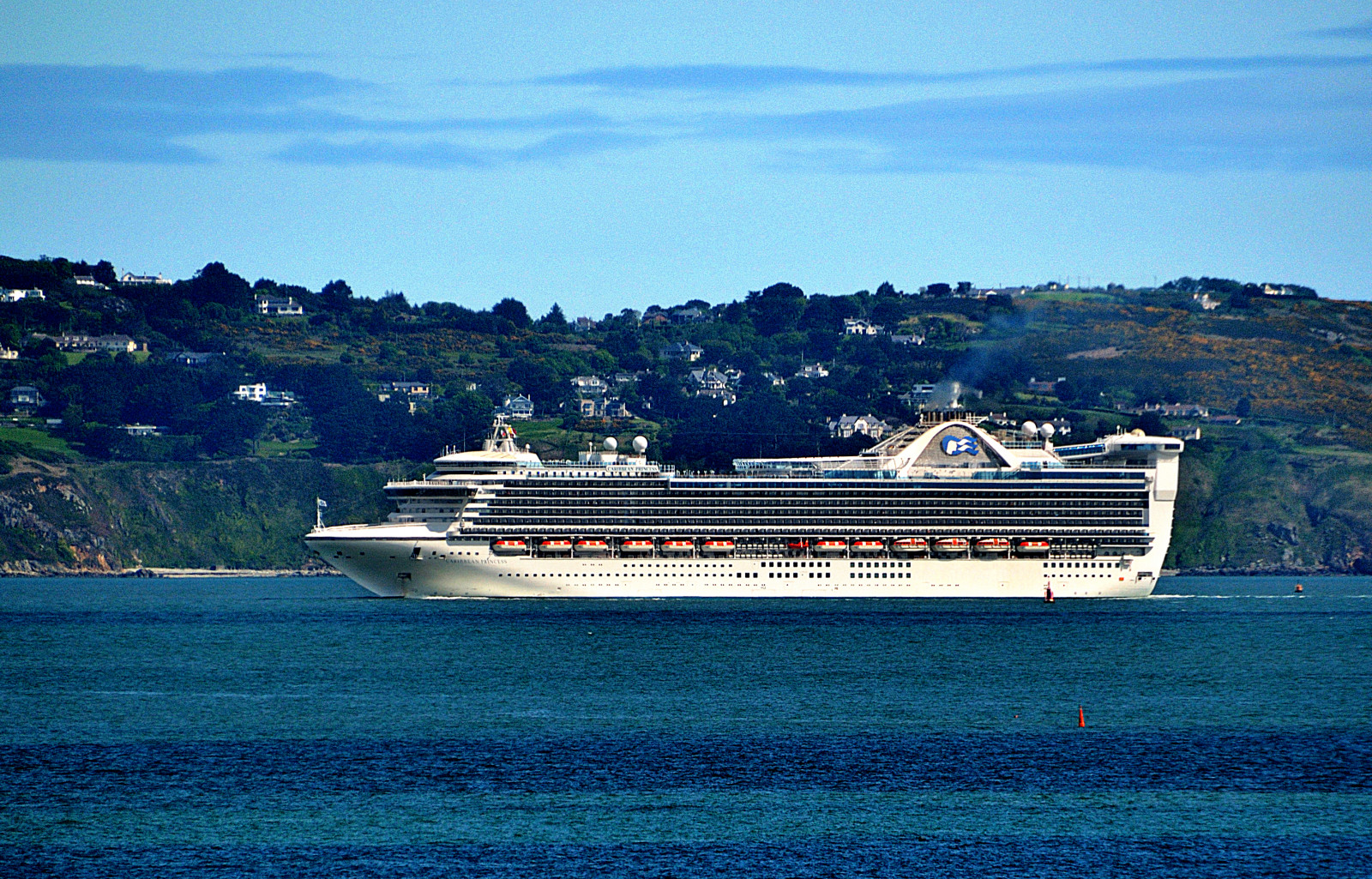 ponte, crociera, blu, Irlanda, case, mare, vacanza, Howth, Dublino, bianca, vacanza, modo, j, baia, design, barca, Nikon, nave, Principessa, capo, profilo, sotto, grande, nave, joe, ponte, uso, solo, Signorina, enorme, editoriale, caraibico, Passeggeri, Owen, Tamron, lusso, elegante, crociere, Fitzpatrick, cabine, scialuppe di salvataggio, repubblica d'Irlanda, Satcom, OJF, satdome, D3100