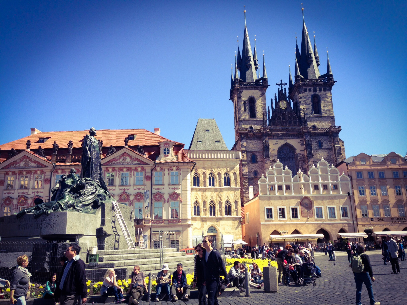 ต้นไม้, เก่า, เมือง, ถนน, อาคาร, ท้องฟ้า, นางฟ้า, การท่องเที่ยว, ปราสาท, ประวัติศาสตร์, ประติมากรรม, สี่เหลี่ยมจัตุรัส, เมือง, โลก, หิน, จัตุรัสกลางเมือง, 2015, ซานต้า, มหานคร, พระราชวัง, สาธารณรัฐเช็ก, ปราสาท, ศิลปะ, ต้นไม้, พลาซ่า, สถานที่สำคัญ, squareformat, ซุ้ม, เขตเมือง, แหล่งดึงดูดนักท่องเที่ยว, ปริมณฑล, ทัวร์, photohopexpress, สถาปัตยกรรมยุคกลาง, เช็ก