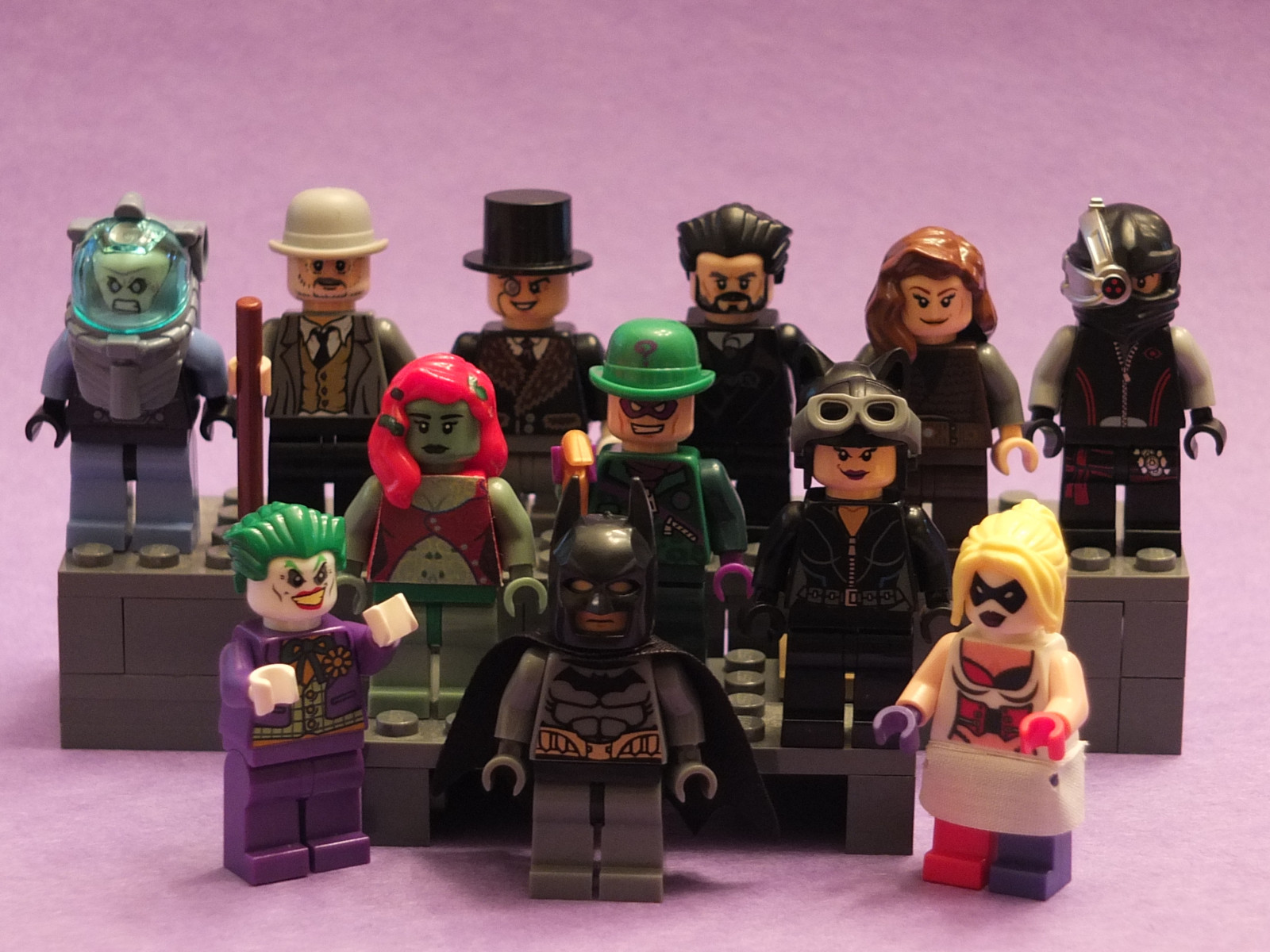 แบทแมน, Catwoman, โจ๊ก, เลโก้, กษัตริย์, ของเล่น, เพนกวิน, ควินน์, ยิงตาย, อัล, ฮาร์เลย์, พิษ, Talia, ไม้เลื้อย, กระแสตรง, นาฬิกา, ตรึง, นาย, ras, นักเล่นกระดานโต้คลื่น, ghul