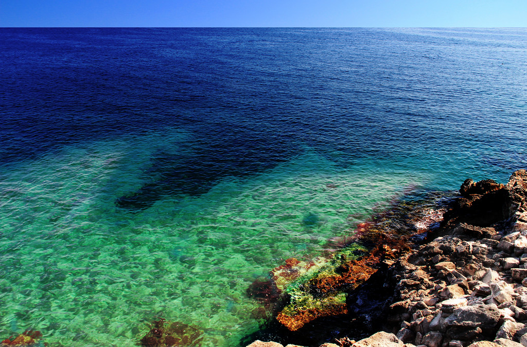 krajina, moře, záliv, voda, Skála, pobřeží, nebe, Cestovní ruch, zelená, modrý, pobřeží, útes, Kánon, horizont, skály, panoráma, letní, pelerína, dovolená, Blu, majetek, Terén, barvy, oceán, vlna, zátoka, ostrůvek, kobyla, tropy, útes, 600D, colori, acqua, Rocce, verde, paesaggio, puglie, tělo z vody, Celeste, Orizzonte, scogli, Klippe, mys, mys, Salento, lillobar, lillo1971, Leuca, coastal and oceanic landforms