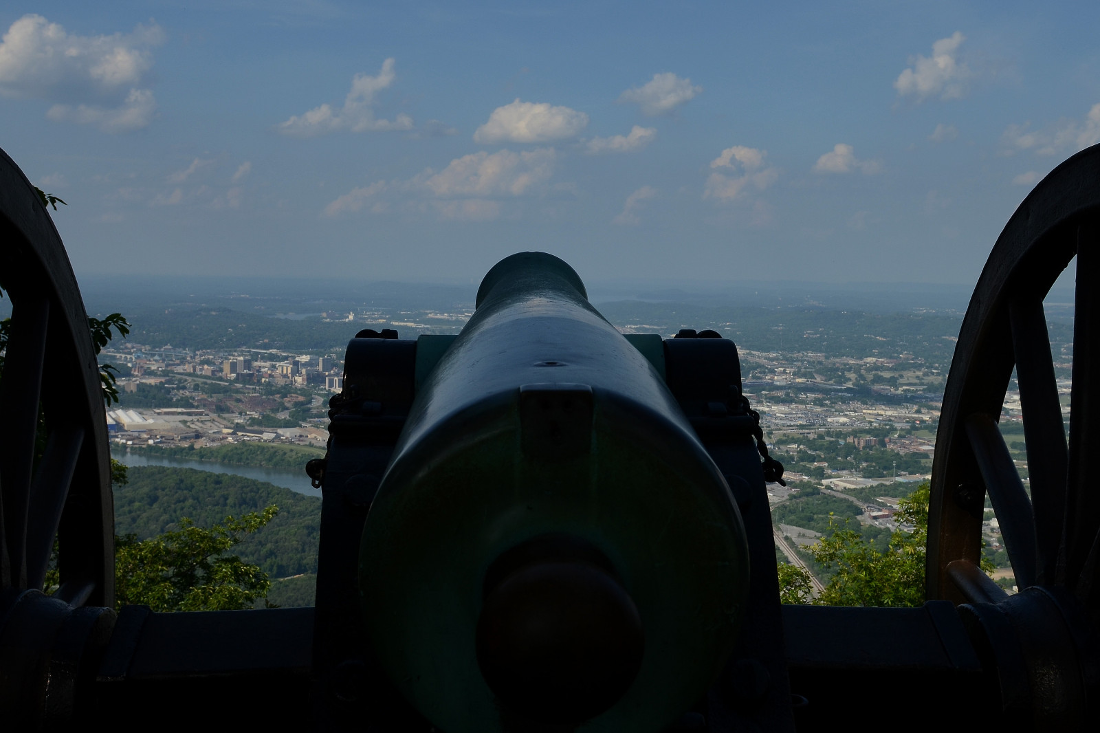 starý, tráva, nebe, park, vozidlo, válka, letoun, letadlo, historický, dějiny, Spojené státy americké, Bojiště, letectvo, Chattanooga, Průhled, Tennessee, dělo, mrak, strom, národní, hora, bod, nás, jižní, letectví, turista, pozor, jižní, prohlížení památek, destinace, Atmosféra Země, letecká doprava, meteorologický jev, civilní
