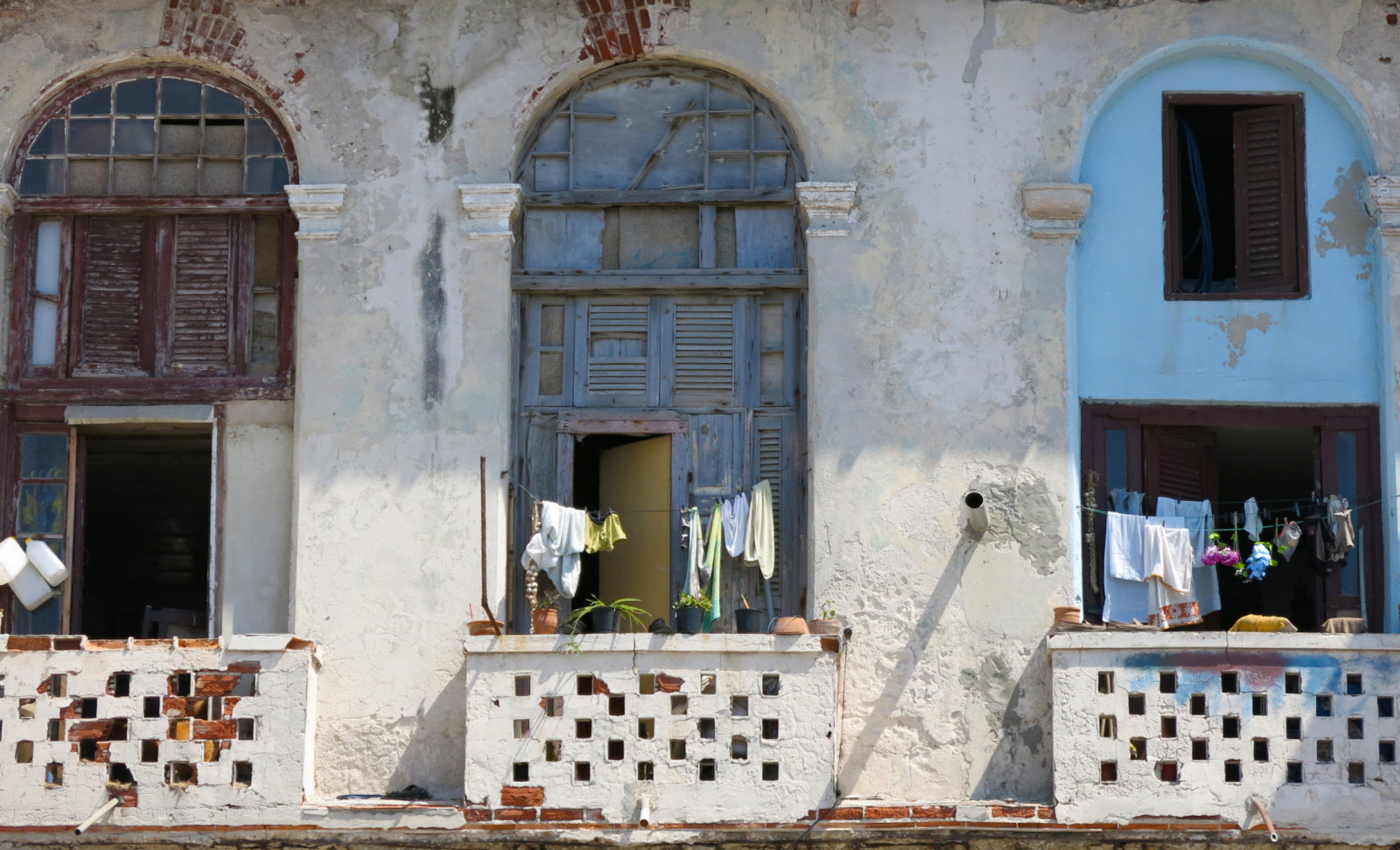 okno, fasáda, budova, oblouk, dveře, balkón