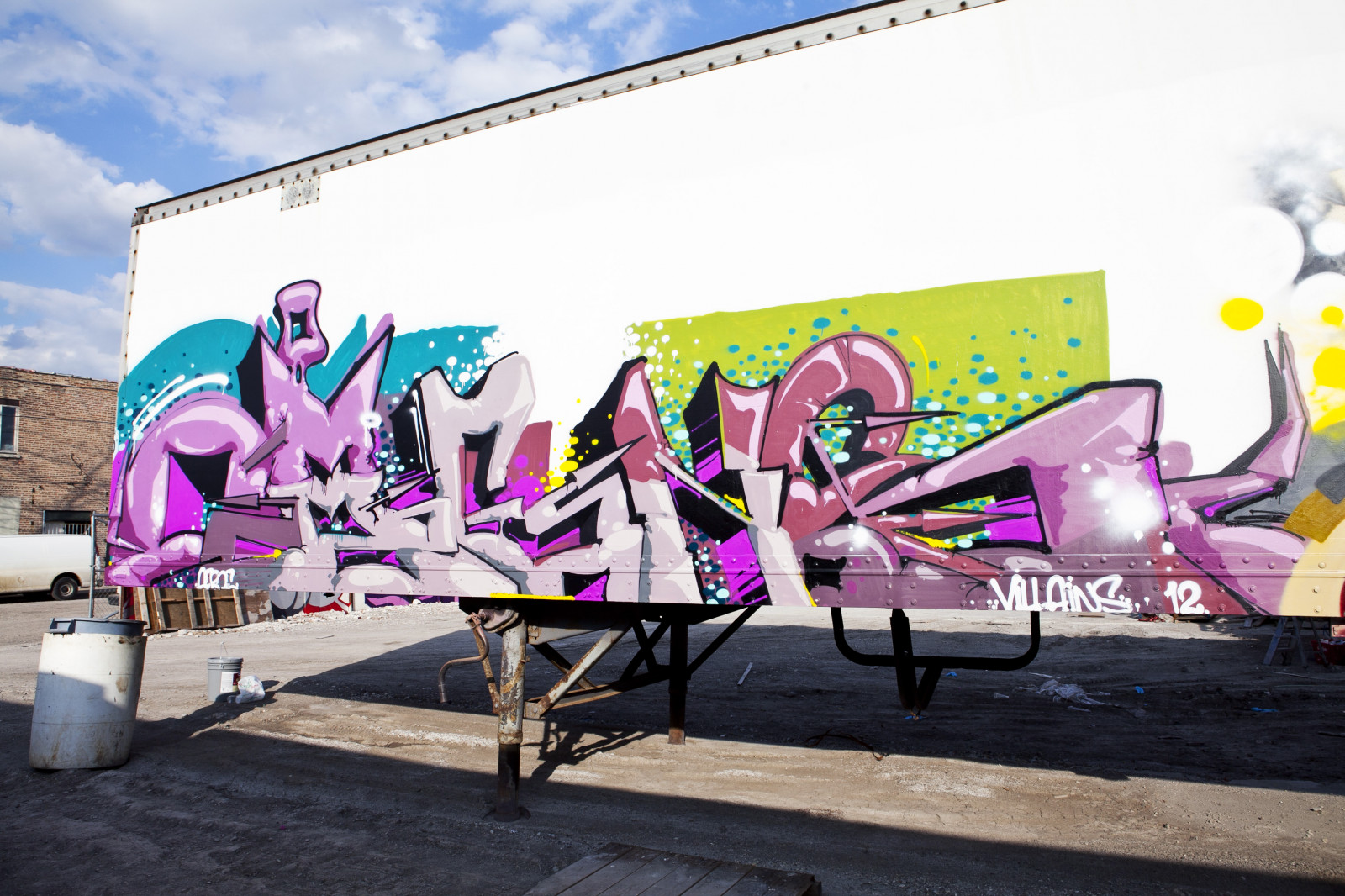 Carson In Graffiti Wallpaper : graffiti, purple, car, mural, ART, street art, vehicle ...