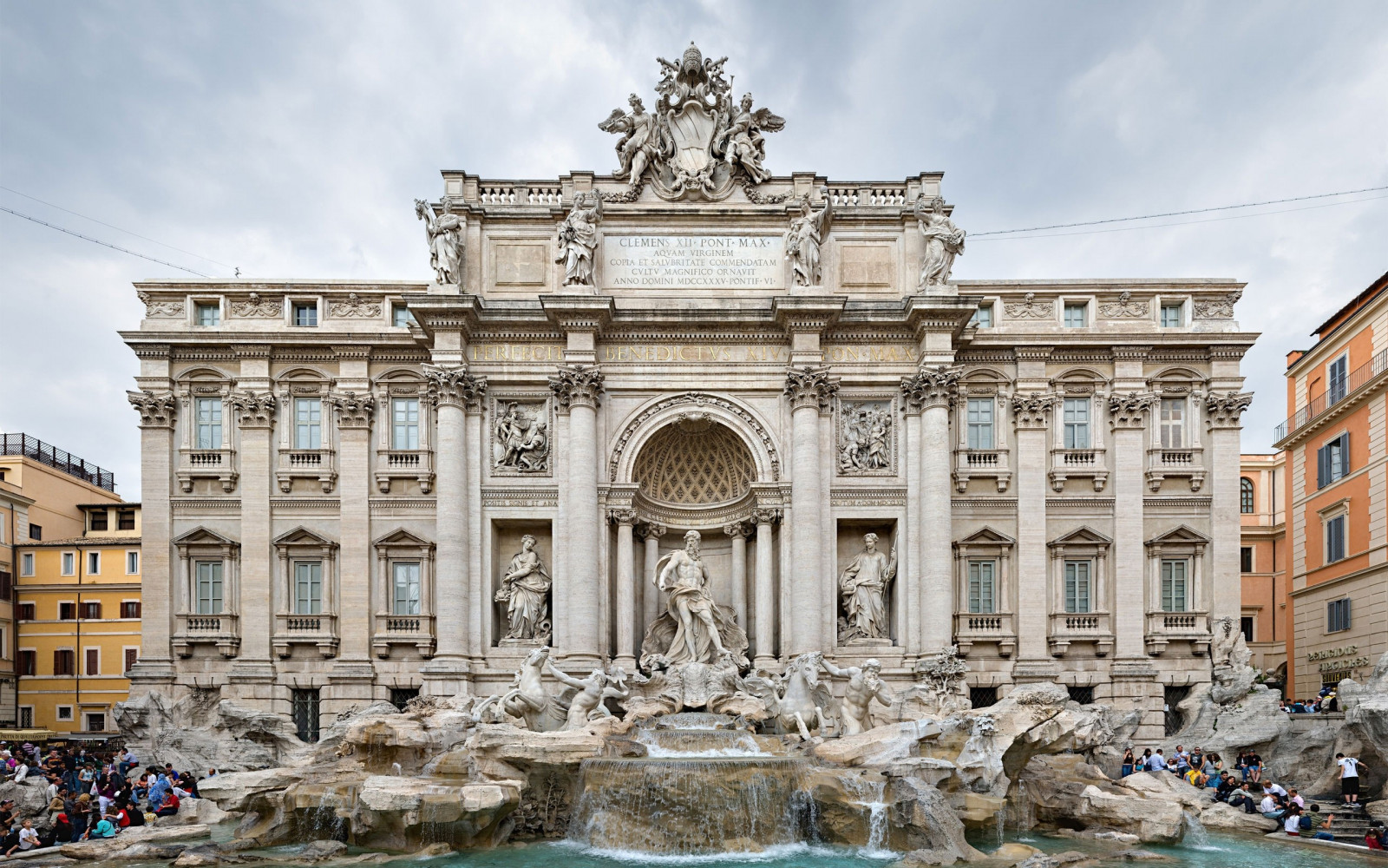 città, paesaggio urbano, architettura, Turismo, la piazza cittadina, Roma, Fontana, palazzo, monumento, fontana di Trevi, basilica, plaza, punto di riferimento, facciata, storia antica, insediamento umano, caratteristica geografica, giochi d'acqua, antica Roma, antica architettura romana