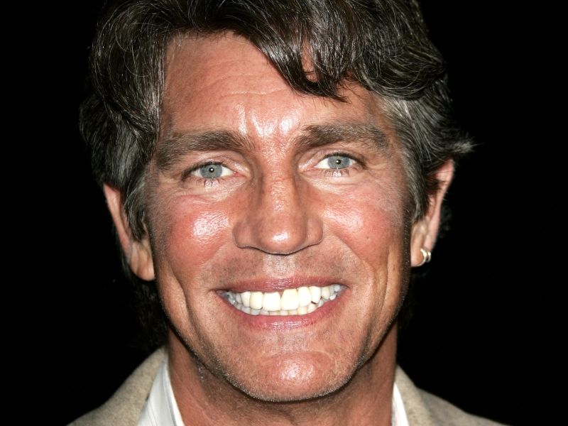 eric roberts,hymy,Katso,mies