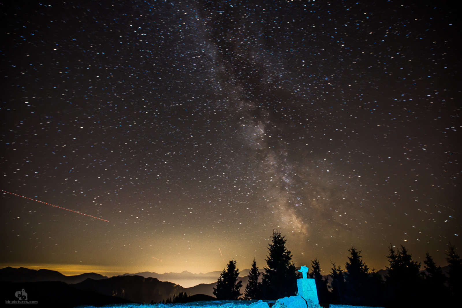 niebo, Natura, atmosfera, noc, galaktyka, Atmosfera ziemi, ciemność, Obiekt astronomiczny, gwiazda, drzewo, zjawisko, Zjawisko geologiczne, astronomia, droga Mleczna, przestrzeń, zimowy, krajobraz, północ, przestrzeń kosmiczna, Tapeta komputerowa, wieczór, śnieg, nauka, wszechświat