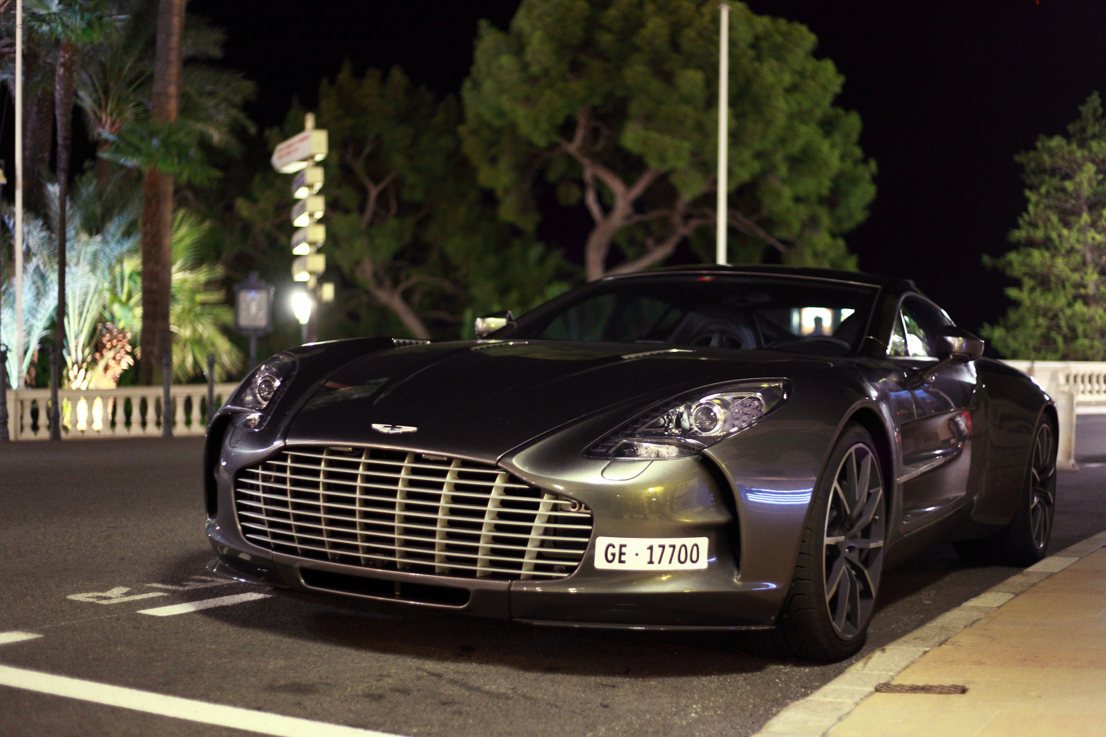 auto, veicolo, supercar, Hotel, Casinò, Canone, piazza, Parigi, auto sportiva, Aston Martin DBS, Monaco, macchina di spettacolo, Hypercar, Aston Martin DB9, esotico, Aston Martin Vanquish, Aston Martin Vantage, Aston Martin One 77, 5 D, uno, MKII, ruota, automobili, de, Carlo, Monte, cerchione, aston, balestruccio, supercar, eos, worldcars, esotiche, superauto, limitato, 77, sfondo del computer, design automobilistico, veicolo di lusso, auto compatta, veicolo a motore, auto di lusso personali, city ​​car, Aston Martin DBS V12, aston martin V8 Vantage 2005, Aston Martin V8, Aston Martin Rapide, automotive wheel system