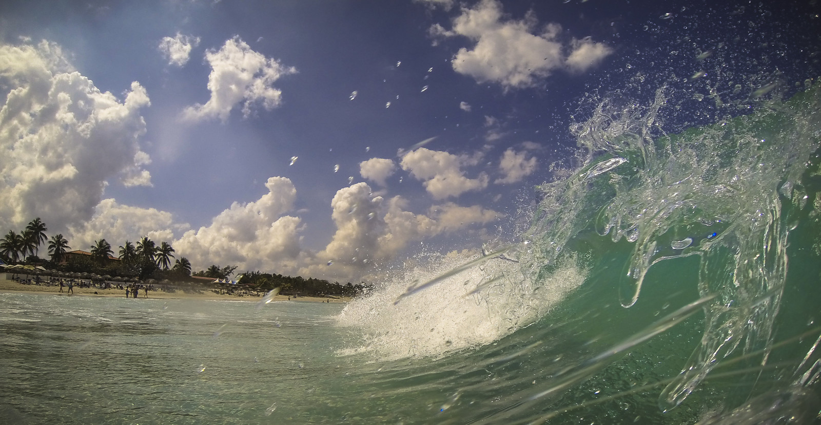 slunečnímu záření, krajina, moře, voda, pobřeží, nebe, mraky, pláž, vlny, pobřeží, řeka, hrdina, tropický, atmosféra, Havana, Kuba, Staň se profesionálem, mrak, strom, oceán, palmy, vlna, vegetarian6, během dne, Atmosféra Země, mořská vlna, meteorologický jev, jev, Varadero, qualistat, vodní zdroje, Varaderocuba, Goprohero3