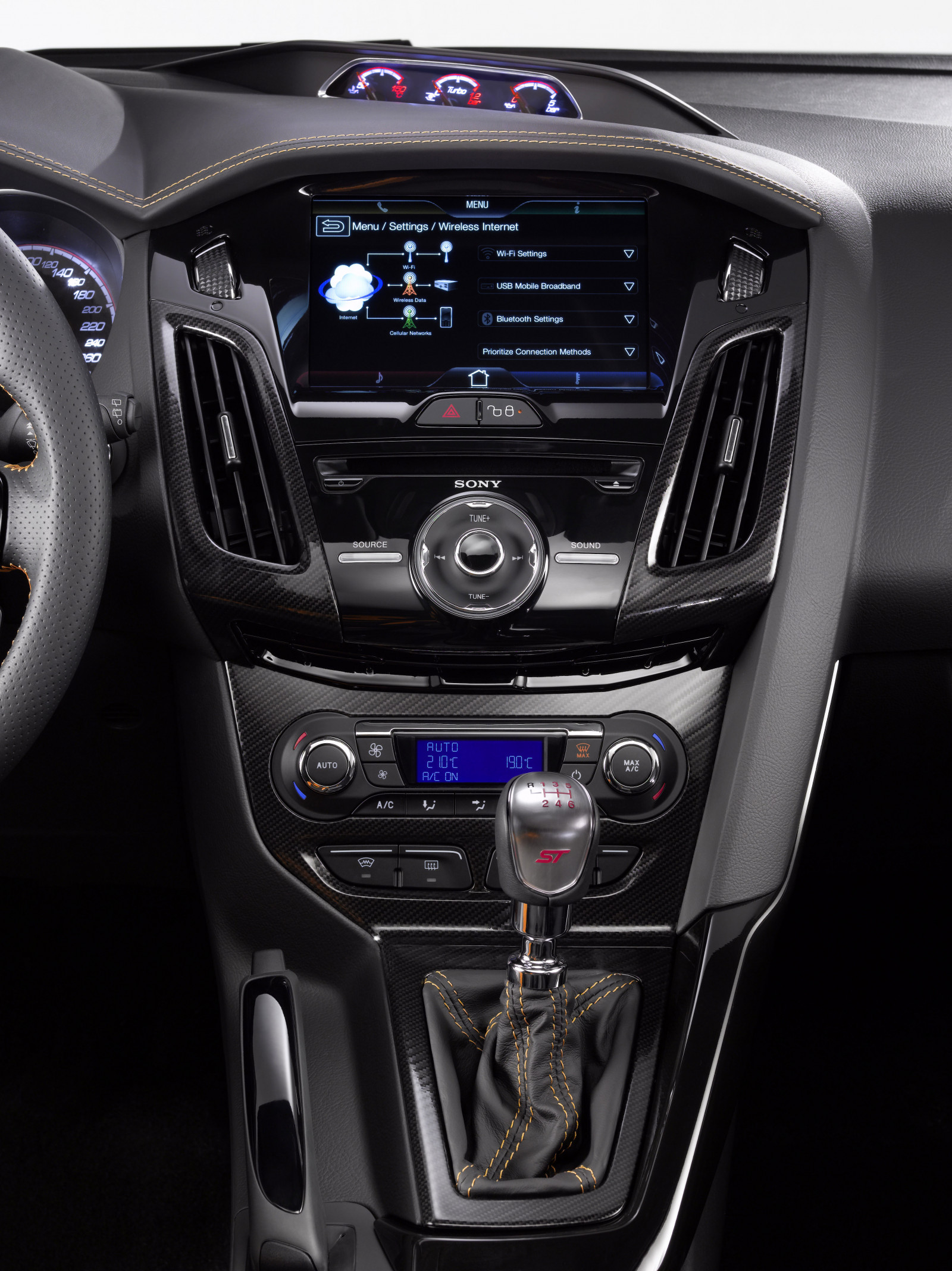 bil, køretøj, Ford, 2013, ford focus, coupe, Sedan, Focus ST, netcarshow, netcar, bil billeder, bil foto, jord køretøj, automotive exterior, racerbil, bil make, kompakt bil, udøvende bil, bybil, sport utility køretøj, hatchback, kompakt MPV