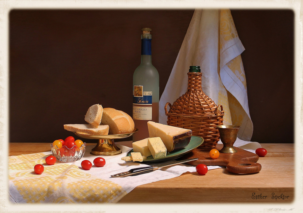 život, dřevo, modrý, Červené, stálý život, jídlo, hnědý, bílý, Černá, barva, odraz, zelená, UMĚNÍ, textura, sklenka, žlutý, kov, sýr, bronz, složení, Kánon, rajče, chléb, zlatý, vydržet, jaro, láhev, béžový, aqua, keramika, vzor, víno, prádlo, availablelight, označení, nůž, Talíř, Stilleben, ručník, miska, fantazie, plátek, jednoduchost, fantazie, Ester, odrůda, proutěný, mosaz, každodenní život, deska stolu, Bodegon, Řezací desky, naturemorte, pohár, artisticphotography, naturamorta, Spektor, naturezamorta, coth, Simpleliving, creativephotography, artdigital, artofimages, exoticimage, estherspektor