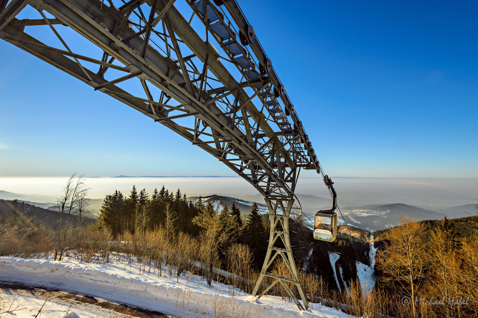 nebe, sníh, zima, horských reliéf, hora, strom, mrak, zmrazení, rostlina, pohoří, silnice, kopec, most, krajina, klesl