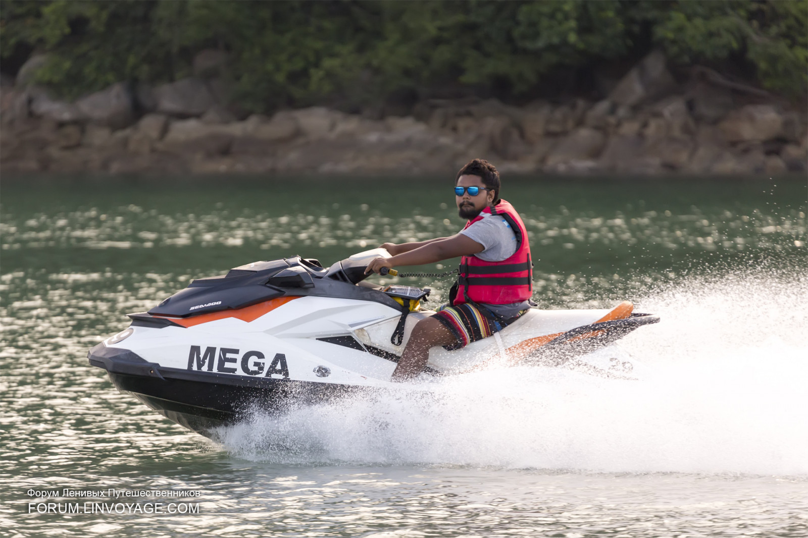 muži, sportovní, loď, portrét, sport, západ slunce, moře, kopec, voda, písek, nebe, vozidlo, pláž, Ryba, Jet ski, džungle, jachta, člun, barva, hora, venkovní, oceán, muž, Rychlost, závod, plavidlo, phuketian, plachta, Rawai, phuketphotographernet, lodičky, rekreace, motorsport, extrémní sport, rekreaci ve volné přírodě, vodní sport, powerboating, vodní skútr