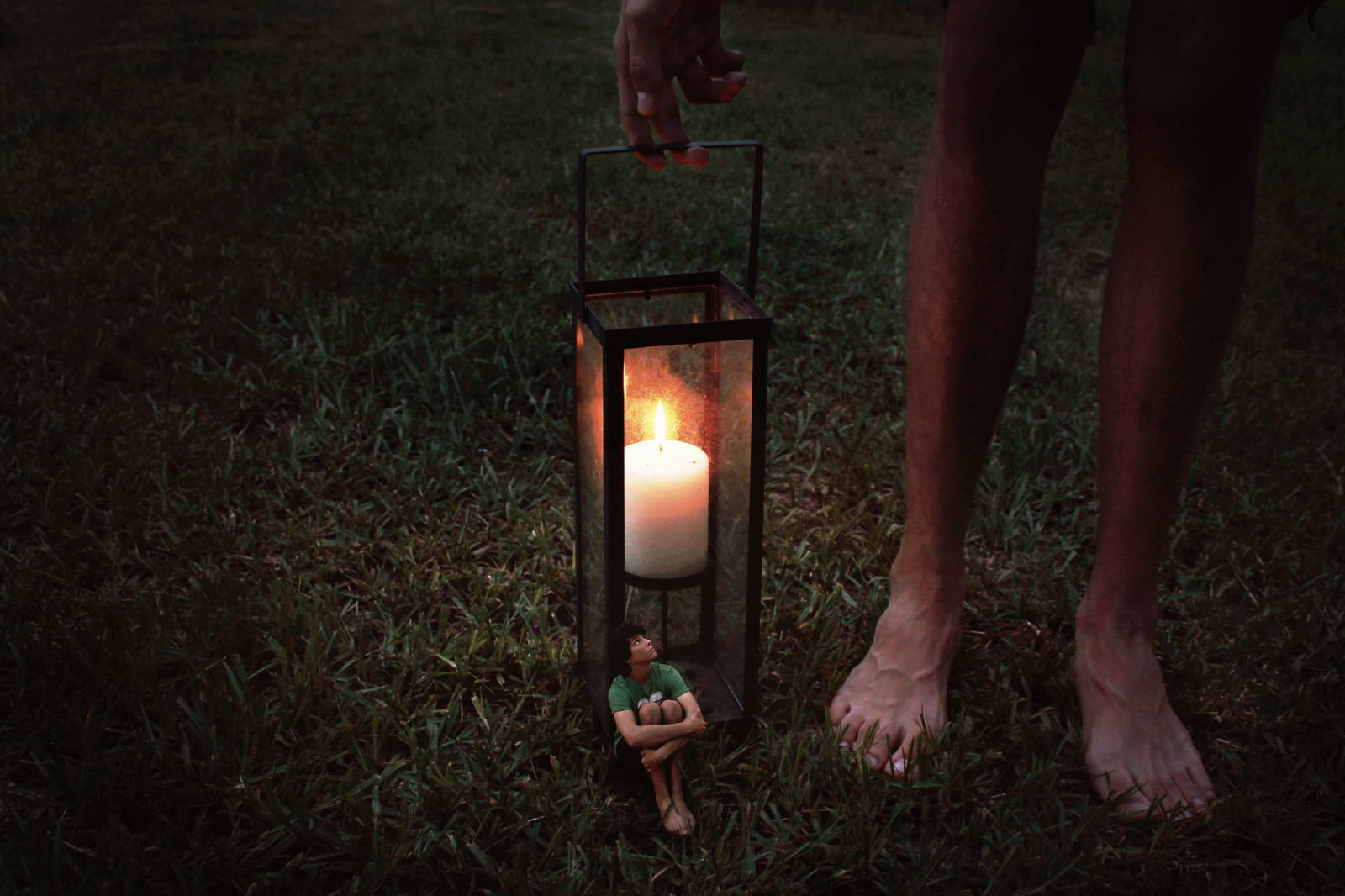 vinduer, lys, dreng, solnedgang, portræt, favorit, USA, fyr, KUNST, elsker, fødder, mig, Mark, græs, Mysterium, Photoshop, selv, arbejde, Canon, wow, sommerfugl, mørk, hår, kæmpe stor, linse, spekulerer, fotografering, se, Foto, fantastiske, fedt nok, lys, Ipod, lyse, fyrværkeri, tilfældig, legeme, enestående, Portait, Formidabelt, lille, Tænke, synes godt om, 4., juli, manipulation, Mini, tags, boom, bedst, fyr, tilføje, sind, tage, hvad, hvorfor, ve, Conceptual, whoa, farvel, Okay, Find, redigere, bjorn, hovsa, i orden, fortolkning, idk, ok farvel, CS6, CS5, IDEK, Instagram, phlearn, bjscribben