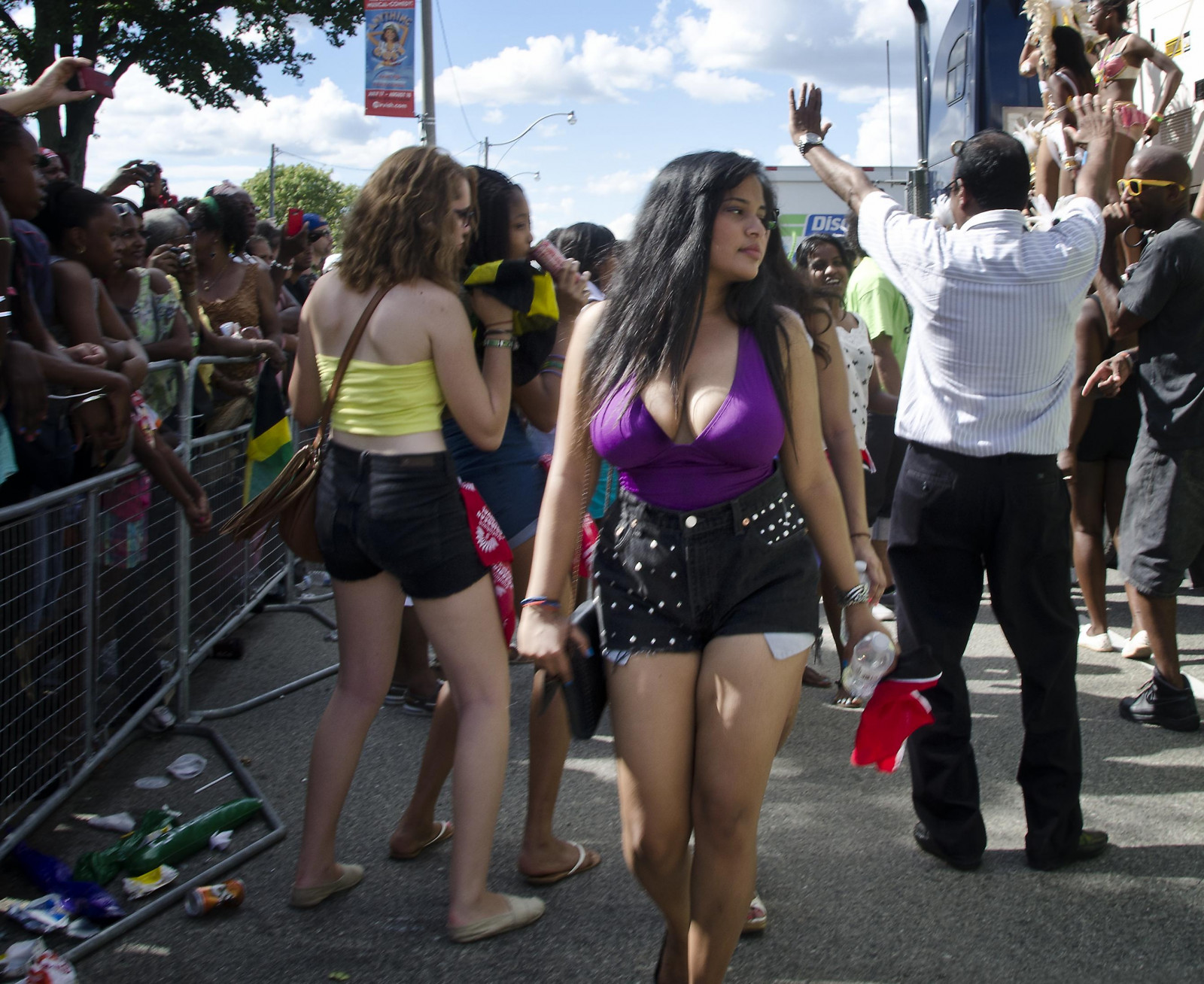 Karneval, Toronto, festival, kostým, mas, průvod, bikiny, Jamaica, Trinidad, Maškaráda, výstřih, reggae, westindian, Caribana, čelenka, Karvál, 2013, Breas, masband, scotiabankcaribbeanfestival, scotiabanktorontocaribbeanfestival, Srpna32013