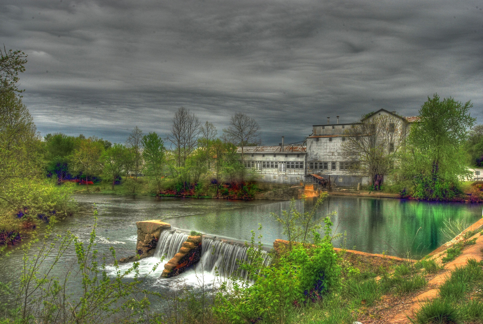 starý, letní, jezero, Ryba, bouřka, budova, textura, voda, kámen, mraky, zlato, vodopád, rybník, Nikon, bílá Voda, proud, zakalený, venkovní, skvělý, země, staré budovy, čerpadlo, světlé barvy, kaluž, oldmill, Ozarks, hořící, pozdní odpoledne, afternoonsky, outdoorphotography, oldstonewall, lateafternoonsky, antiquewoodenwindows