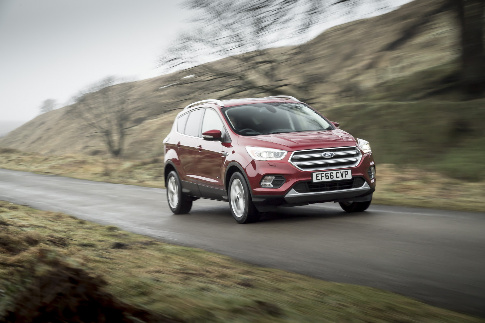 bil, køretøj, Mercedes Benz, Ford, netcarshow, netcar, bil billeder, bil foto, 2017, Kuga britiske version, jord køretøj, bildesign, bil make, luksus køretøj, crossover sUV, sport utility køretøj, off road, kompakt SUV, Mercedes-Benz M-Klasse