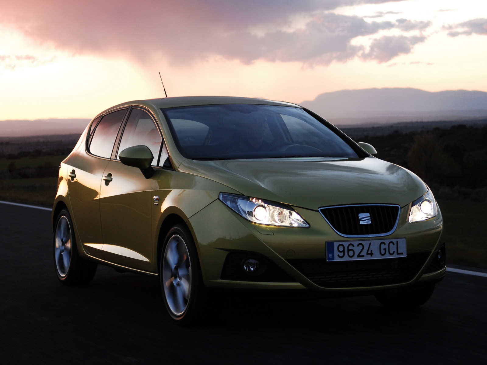 auto, vozidlo, ibiza, Sedadlo, Seat Ibiza, 2012, netcarshow, netcar, obrázky vozidel, photo auto, pozemní vozidla, rodinný vůz, kompaktní vůz, střední velikost auta, v plné velikosti vůz, hatchback, supermini, seat altea, Bocanegra sedadla, Sedadlo le n