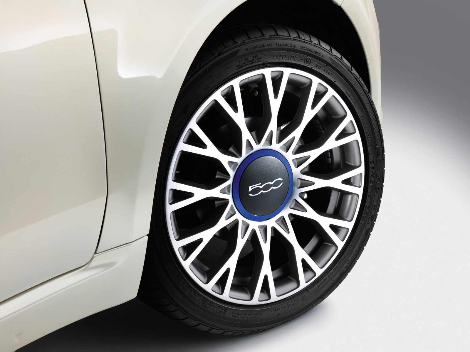 auto, vozidlo, pneumatika, limuzína, FIAT, netcarshow, netcar, obrázky vozidel, photo auto, 2014, 500 America, kolo, okraj, automobilového designu, automobilový exteriér, automobil make, luxusní vůz, rodinný vůz, nárazník, kompaktní vůz, automotive pneumatiky, výkonné auto, mřížka, auto part, mluvil, kola z lehkých slitin