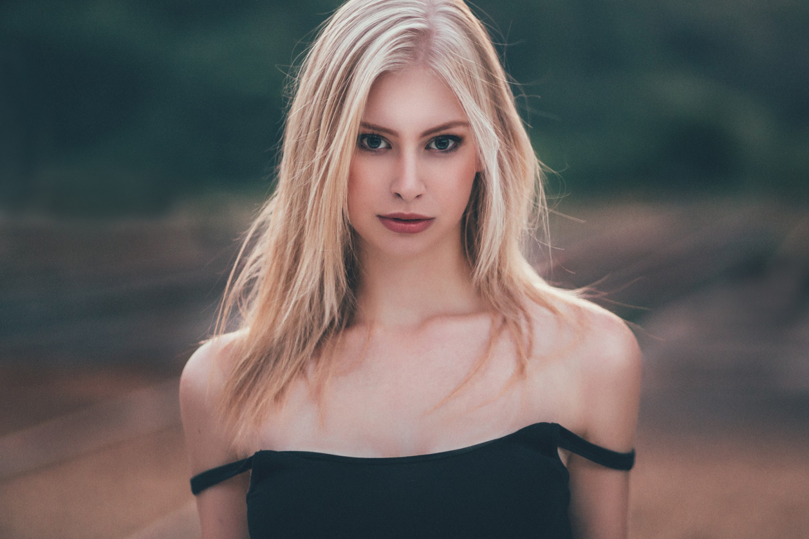 ansigt, Kvinder, model, portræt, blond, langt hår, Kigger på seeren, fotografering, kjole, mode, hår, ingen bh, Person, hud, supermodel, Sandra Strobel, pige, skønhed, smil, øje, kvinde, dame, blond, frisure, portrætfotografering, Photo shoot, brunt hår, nøgenmodel, menneskehår farve