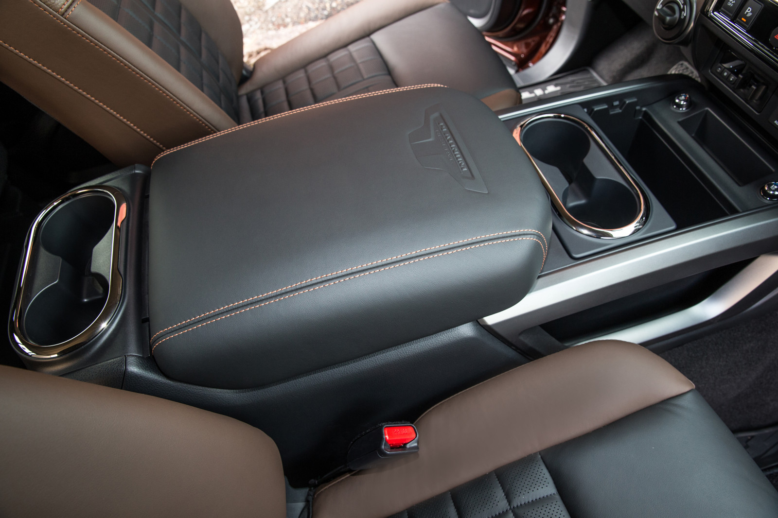 auto, vozidlo, Nissan, sportovní auto, volant, limuzína, netcarshow, netcar, obrázky vozidel, photo auto, 2017, kolo, Titan Crew Cab, superauto, pozemní vozidla, automobilového designu, automobilový exteriér, automobil make, luxusní vůz, výkonné auto, sportovní sedan, sportovní užitkové vozidlo