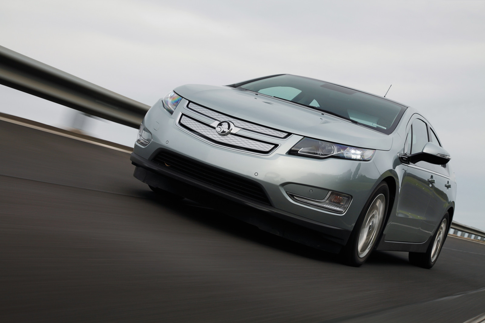 auto, veicolo, 2013, Berlina, volt, Holden, netcarshow, netcar, immagini di auto, auto foto, ruota, veicoli terrestri, design automobilistico, esterno automobilistico, marca di automobile, veicolo di lusso, auto di famiglia, paraurti, griglia, Chevrolet volt, Saab 9 4x