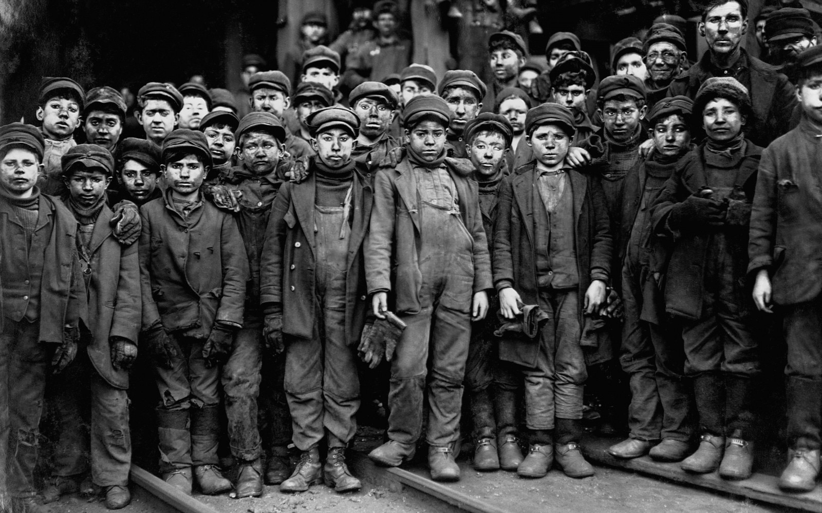 lidé, černobílý, děti, válka, voják, tým, pracovníci, dějiny, Osoba, Pennsylvania, dav, 2560x1600 px, Černý a bílý, monochromatické fotografování, oddíl, sociální skupina, milice, vojenský důstojník, vojenské osoby