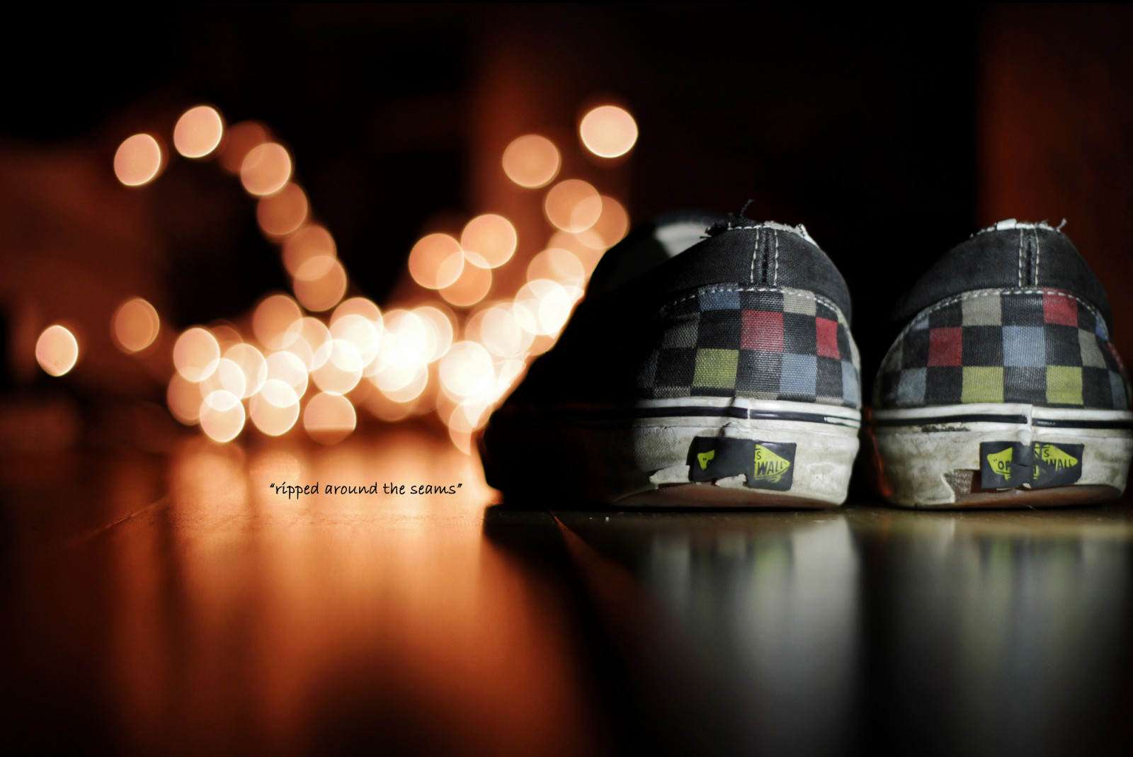 světla, starý, noc, odraz, stín, text, hudba, obuv, Vánoce, bokeh, dodávky, světlo, Nový, chladný, osvětlení, tma, Pavel, bazzerio, počítač tapeta, makro fotografie, bailey, zátiší fotografování, deník, nové boty, Paolonutini, 1on1bokehdofphotooftweweek, 1on1bokehdoffotofotoweekdecember2010