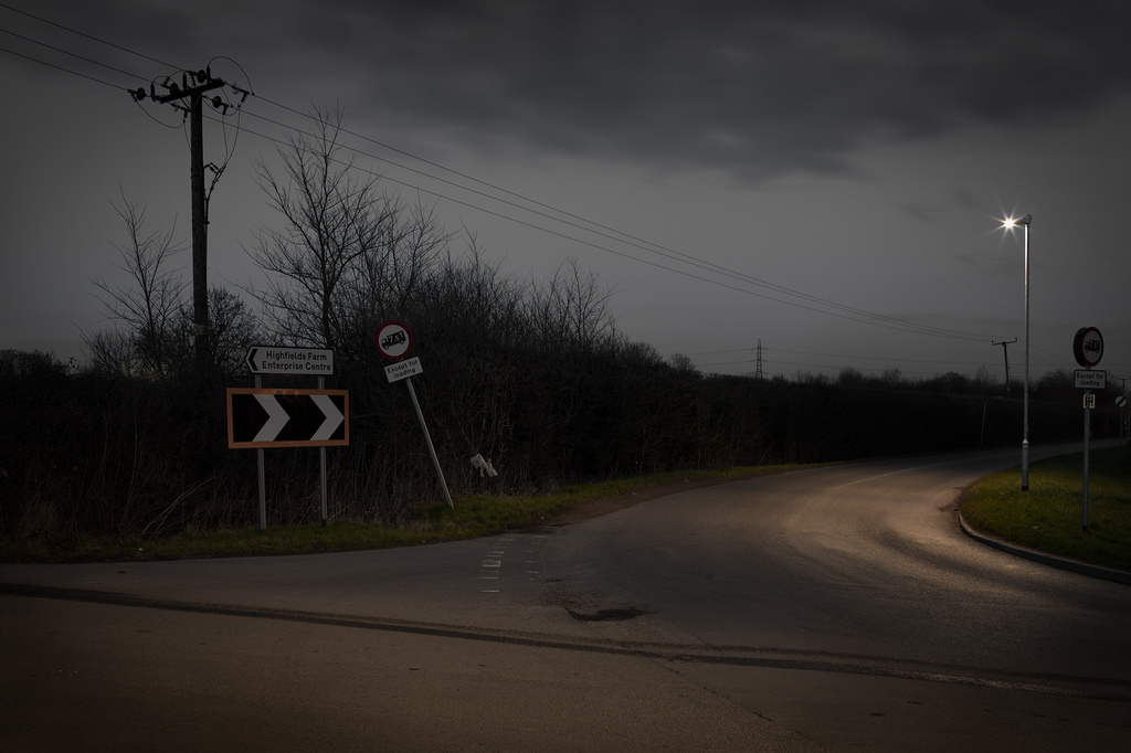 ถนน, ลงชื่อ, ไม่สงบ, ไม่อยู่, เมือง, สหราชอาณาจักร, ใหม่, สร้าง, กลางคืน, มืด, งอ