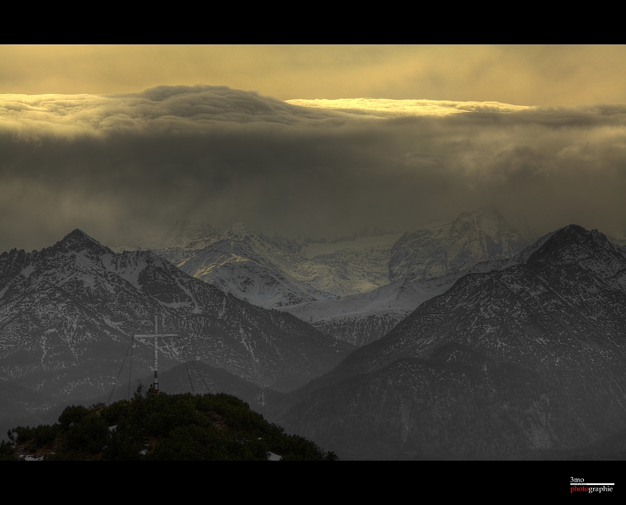 sollys, landskab, bakke, natur, himmel, sne, solopgang, aften, morgen, Tyskland, tåge, Sol, horisont, atmosfære, Nationalpark, dal, skumring, Alperne, Bayern, mount landskaber, sø område, ryg, Sky, træ, bjerg, daggry, deutschland, Schnee, bayern, sonne, mywinners, alpen, platinumphoto, highland, computer tapet, bjergrige landskabsformer, bjergkæde, hill station, meteorologisk fænomen, faldt, fænomen, Wettersteingebirge