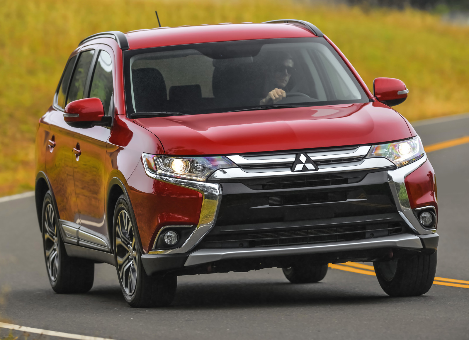 bil, køretøj, Honda, Mitsubishi, Sedan, netcarshow, netcar, bil billeder, bil foto, 2016, Outlander USA-version, jord køretøj, bildesign, automotive exterior, bil make, kofanger, kompakt bil, crossover sUV, sport utility køretøj, midten størrelse bil, kompakt SUV, Mitsubishi Outlander