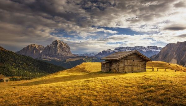 clouds,dry grass,fall,forest,1600x911 px,hut