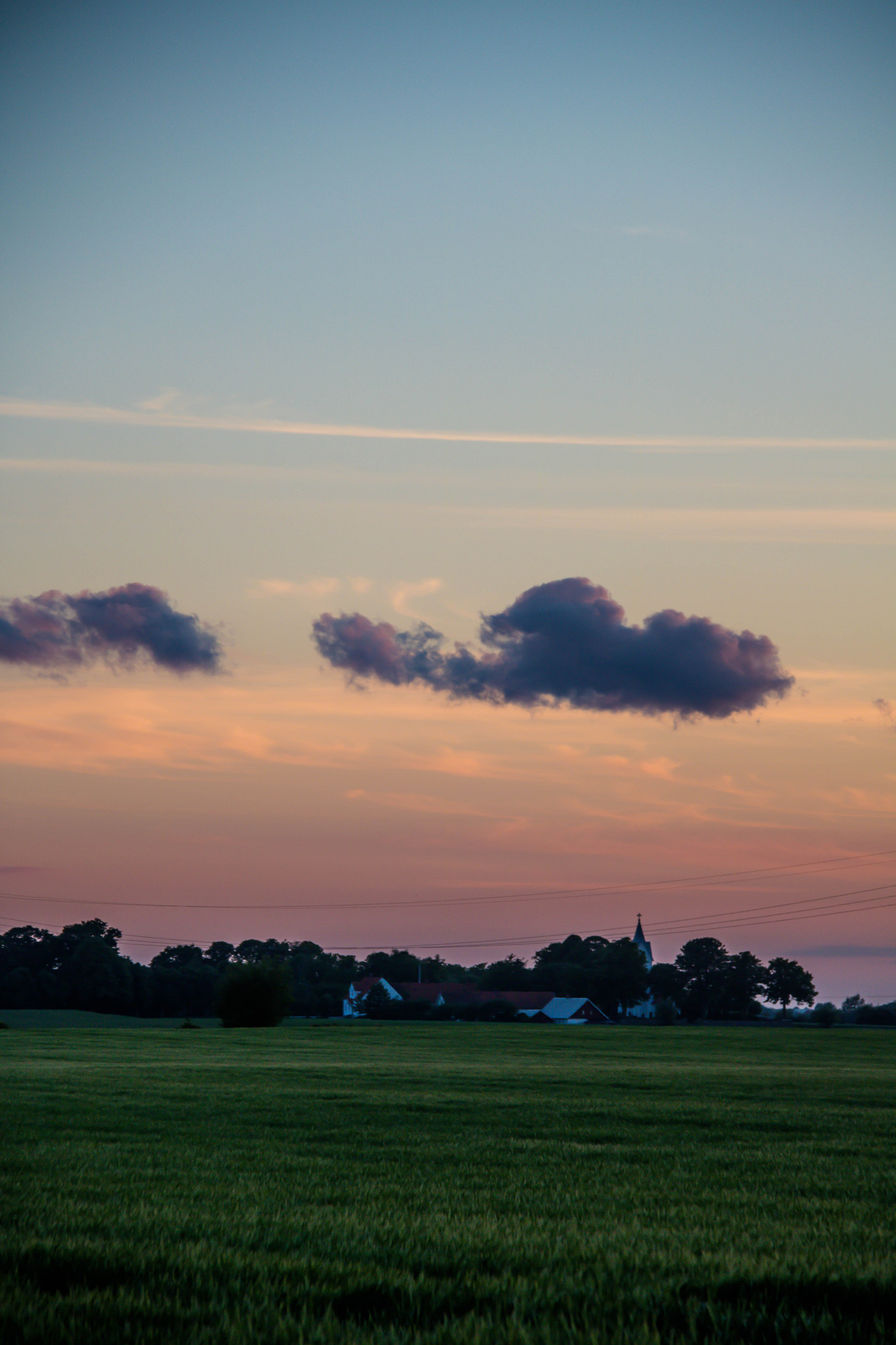 sunlight, landscape, sunset, hill, nature, grass, sky, field, clouds, sunrise, evening, morning, horizon, atmosphere, dusk, cloud, tree, dawn, grassland, himmel, solnedg ng, countryside, moln, landsbygd, s dersl tt, landskap, exif model canoneos760d, camera make canon, camera model canoneos760d, geolocation, exif lens efs18200mmf3556is, exif aperture 56, exif make canon, exif focallength 110mm, exif isospeed 160, agriculture, meadow, plain, prairie, rural area, atmospheric phenomenon, atmosphere of earth, meteorological phenomenon