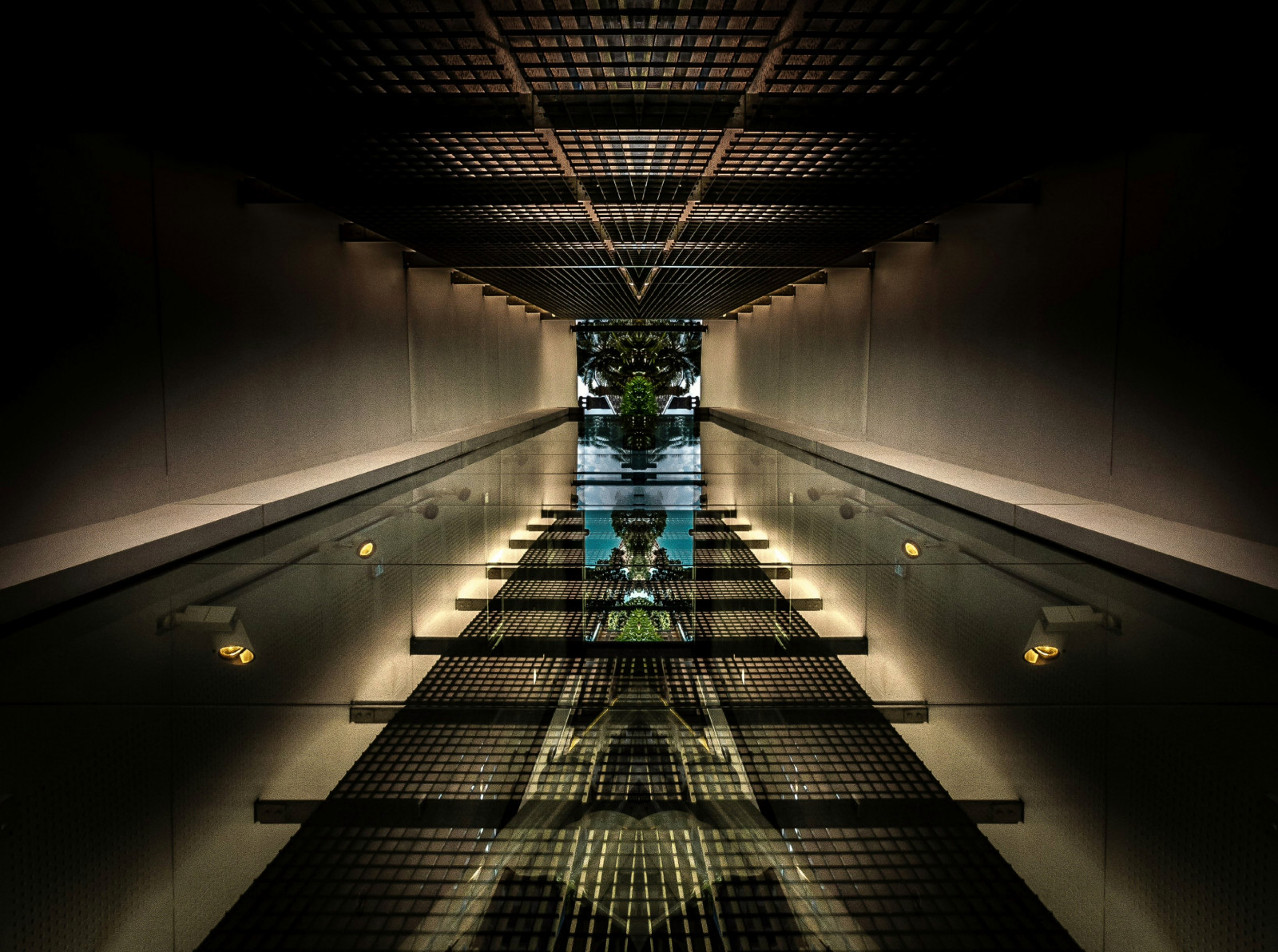 noc, abstraktní, odraz, symetrie, večer, most, Kánon, čáry, tunel, metro, infrastruktura, světlo, široký úhel, geometrický, umělecký, osvětlení, vzory, tma, fineartphotography, Snímek obrazovky, 70d, veřejná doprava, martinsnicer, 1018mm, neskutečnost