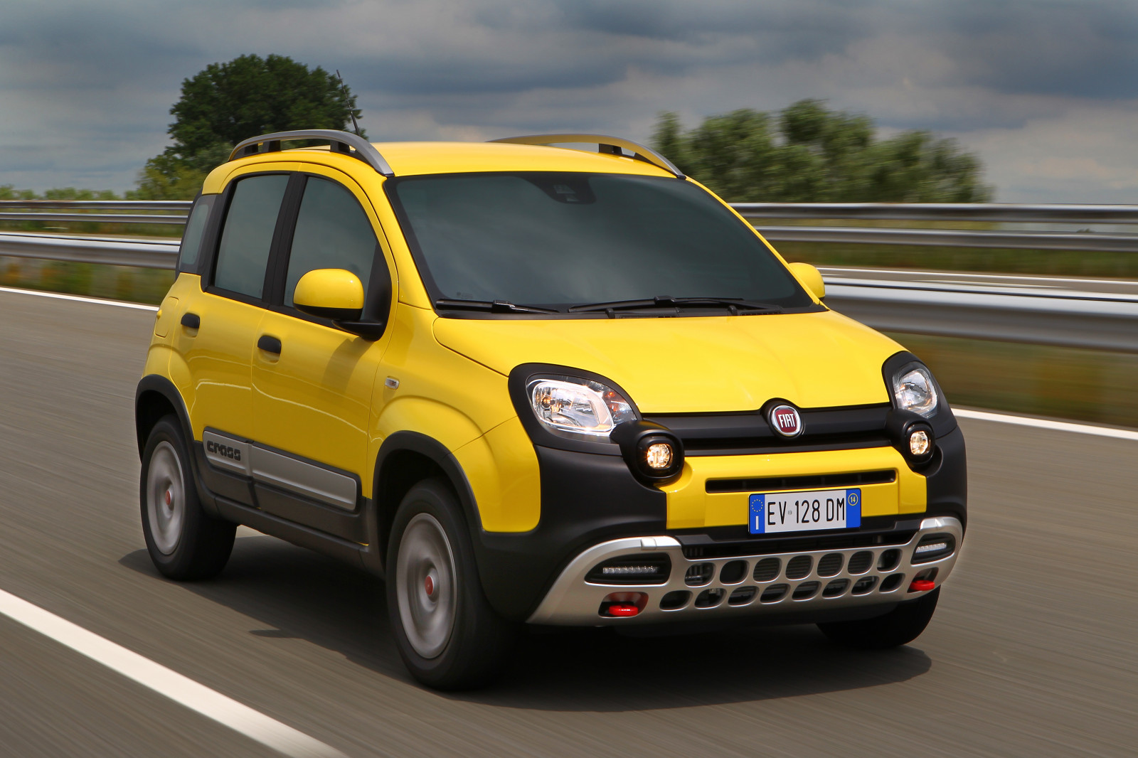 auto, vozidlo, 2015, FIAT, netcarshow, netcar, obrázky vozidel, photo auto, Panda Cross, pozemní vozidla, automobil make, užitkové vozidlo, městské auto, sportovní užitkové vozidlo, lehké užitkové vozidlo