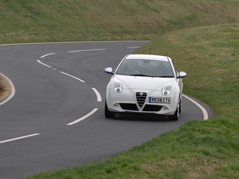 auto, vozidlo, sportovní auto, 2013, Alfa Romeo, netcarshow auto, vozidlo, sportovní auto, 2013, Alfa Romeo, netcarshow