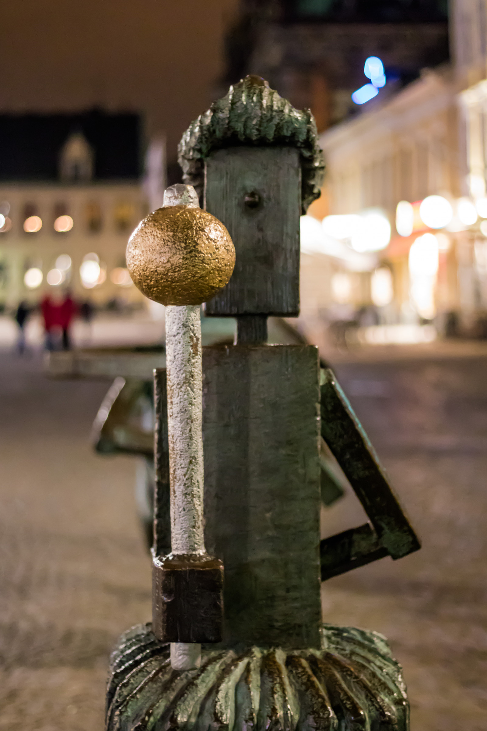 chrám, noc, dřevo, sochařství, socha, památník, UMĚNÍ, osvětlení, Malmo, konst, staty, gatufoto, nightphotography, Natt, v noci, exif modelu canoneos760d, geocountry, Kamera aby kánon, geocity, Model fotoaparátu canoneos760d, geostate, geolocation, exif aby kánon, exif focallength 50mm, exif isospeed 5000, EXIF ef50mmf18stm čočka, EXIF otvor 20, streetphotography, nattfotografering, dávná historie