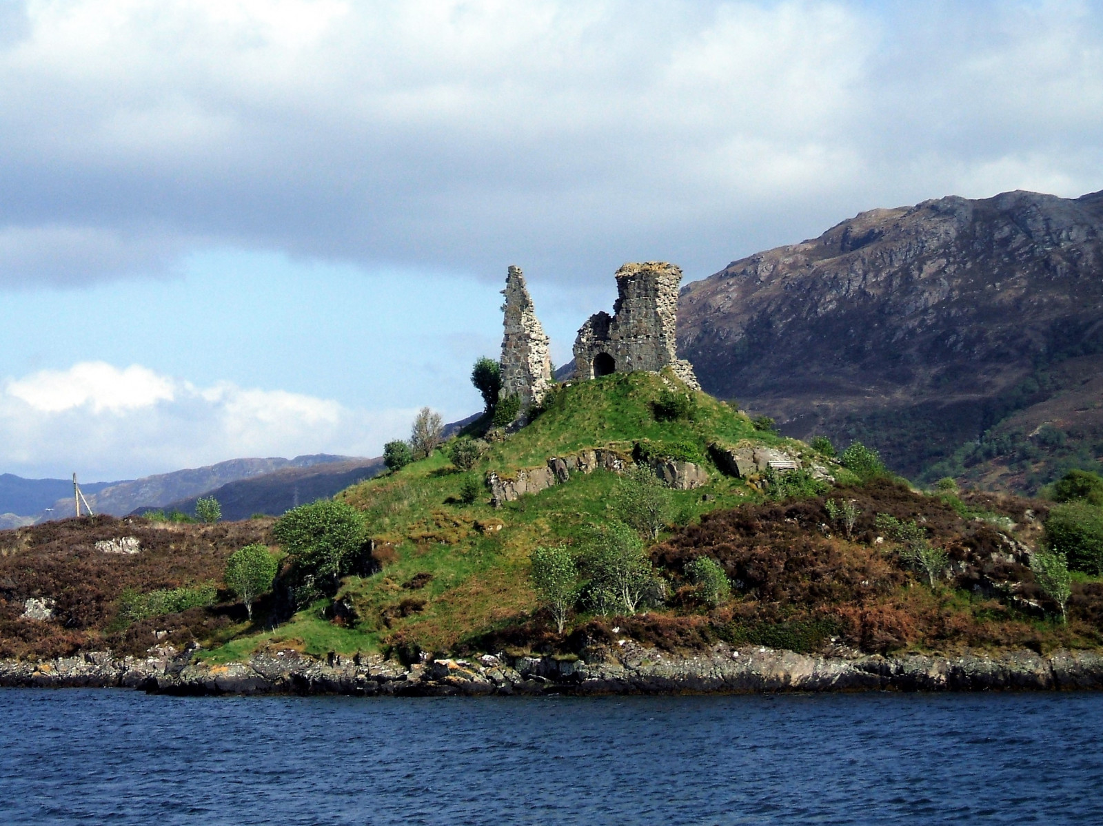 krajina, starý, moře, záliv, kopec, jezero, voda, Skála, nebe, Skotsko, hrad, pobřeží, fjord, kámen, pelerína, zřícenina, mount scenérie, Skye, strom, hora, malý, přístav, ostrůvek, fotogenický, vysočina, malebný, jezero, klesl, mys, ústí, mys, kylekin