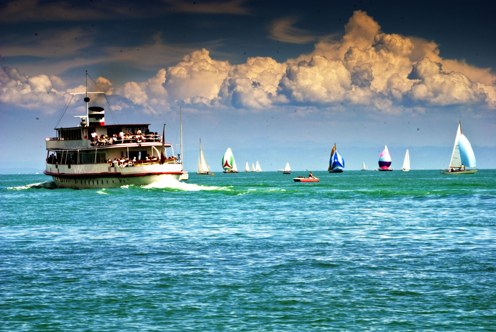 แนวนอน, คน, สีขาว, เรือ, เรือ, ทะเล, อ่าว, ทะเลสาบ, น้ำ, ฝั่ง, สีแดง, ท้องฟ้า, เมฆ, เงียบสงบ, การท่องเที่ยว, สีเขียว, สีน้ำเงิน, คลื่น, ชายฝั่ง, ขอบฟ้า, Nikon, ซันนี่, ว่ายน้ำ, คน, พายเรือ, กะลาสีเรือ, วันหยุด, แล่นเรือใบ, เมฆ, ฉาก, waterscape, มหาสมุทร, เรือใบ, คลื่น, ทะเล, เรือบรรทุกสินค้า, ท่องเที่ยว, ช่อง, แล่นเรือ, พายเรือ, กลางวัน, d40x, เนื้อน้ำ, คลื่นลม, หนา, water transportation, coastal and oceanic landforms